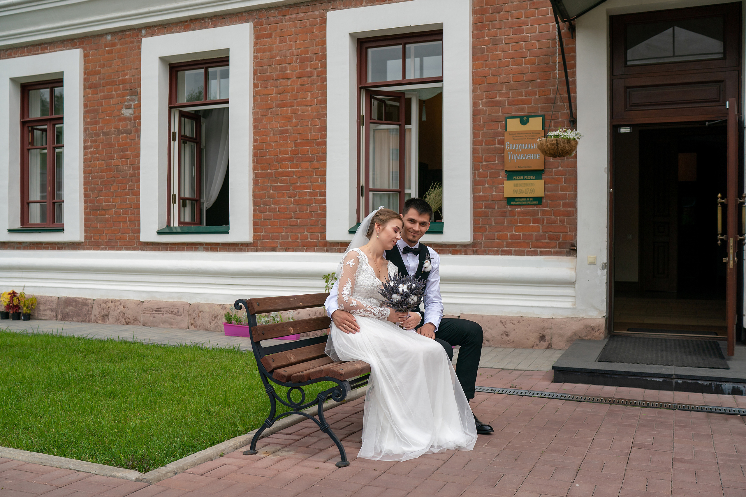 Венчание в Красноярске. Фотограф на Крещение и Венчание в Красноярске Рамазанова Юлия