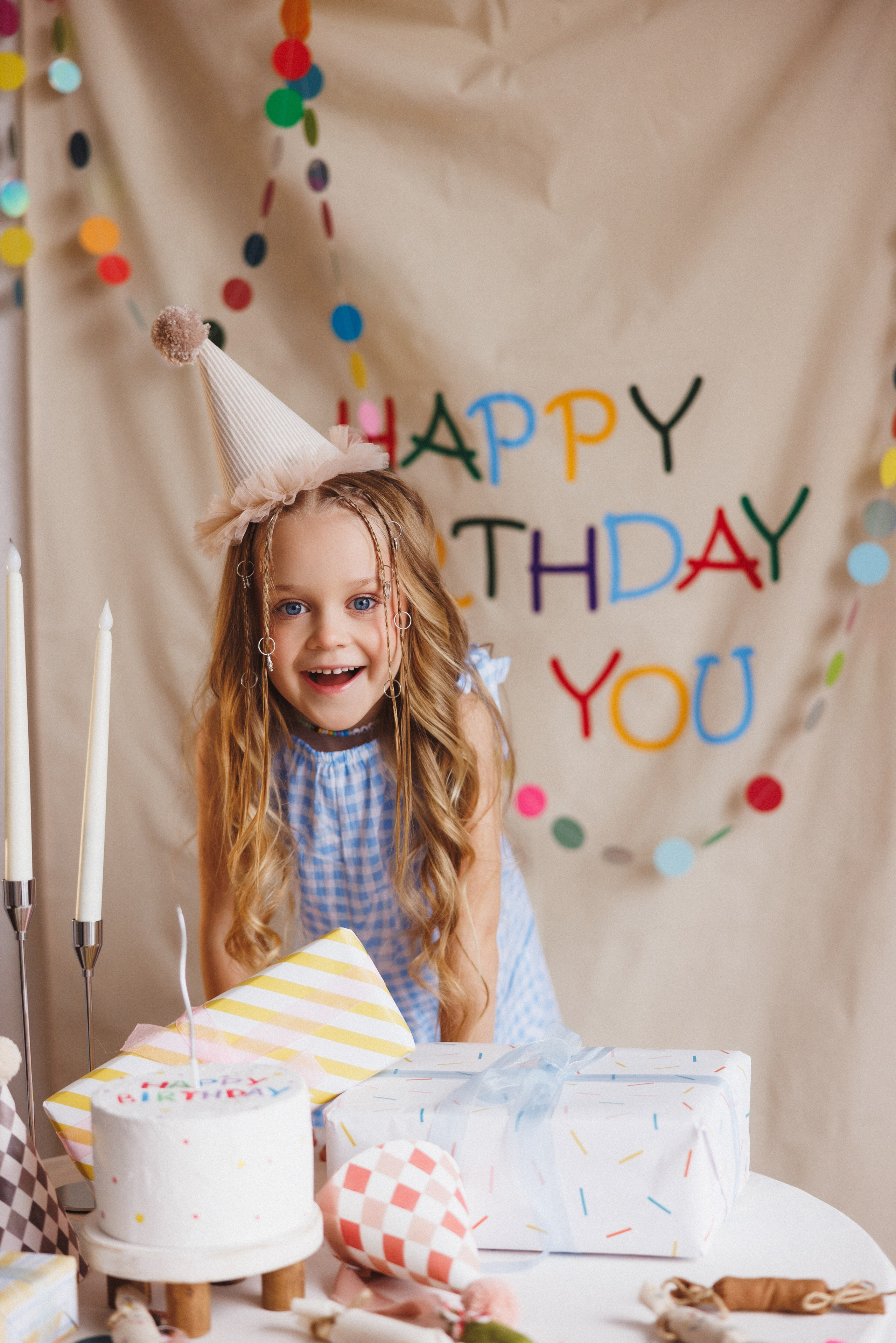 Яркая, весёлая фотосессия к Дню рождения. Фотостудия «Mestone», город Краснодар. Семейный и детский фотограф в Краснодаре Анна Трашкова