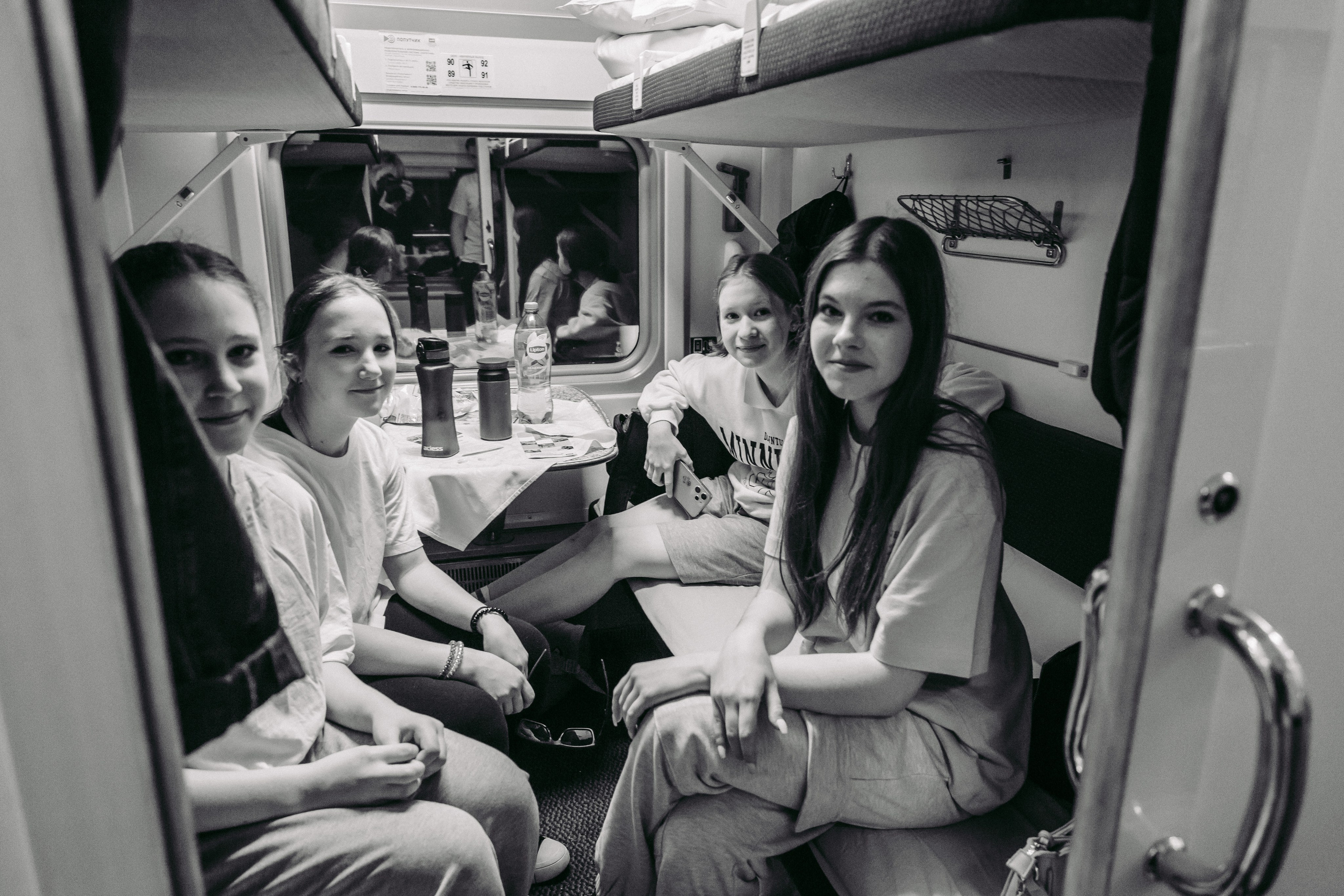 Экскурсия по Санкт-Петербургу с детским театром на льду «АЛЕКО » 11.05.2024. Репортажный фотограф в Москве