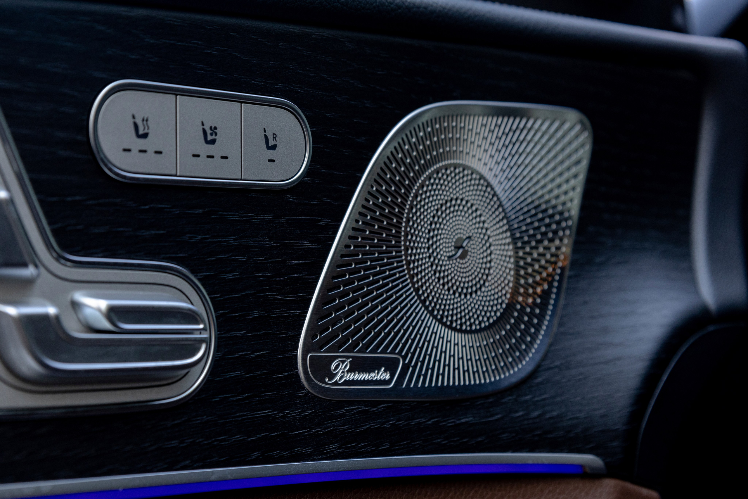 Фотосессия с мотоциклами и автомобилями. Предметный фотограф в Москве и Московской области