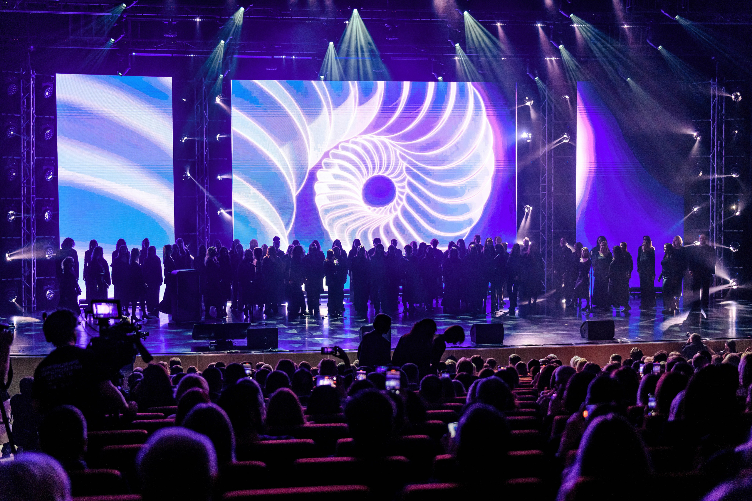 E1 2025. Максим Комаров — Профессиональный фотограф