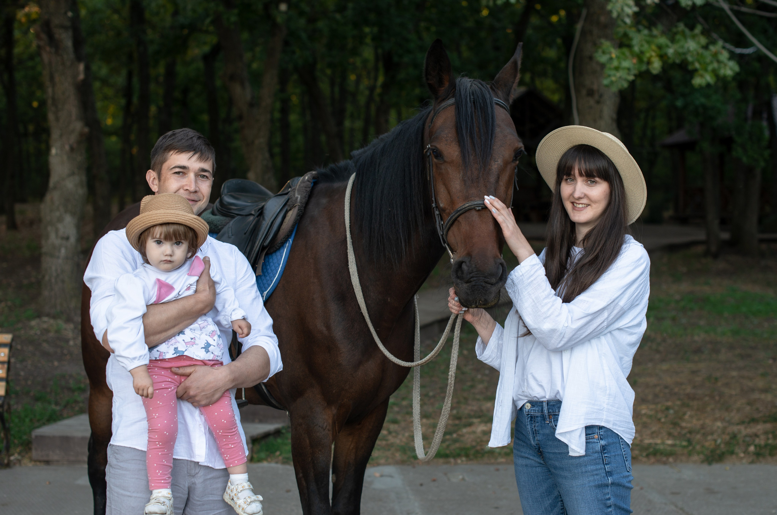 Прогулка Василия и Наташи. Конный фотограф в Саратове Юлия Иванова