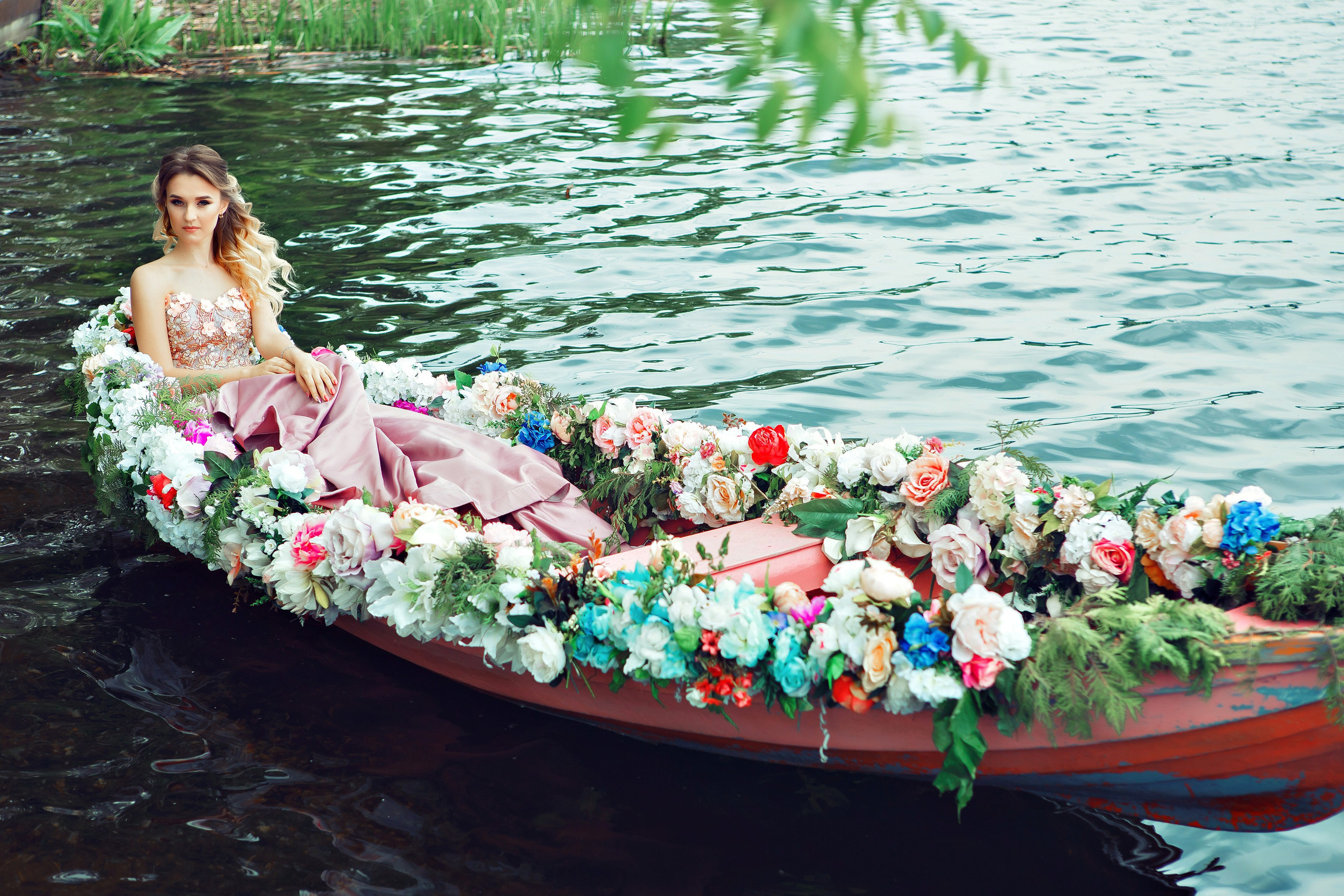 Цветочная Лодка. Свадебный и портретный Фотограф в Липецке Дмитрий Котюков