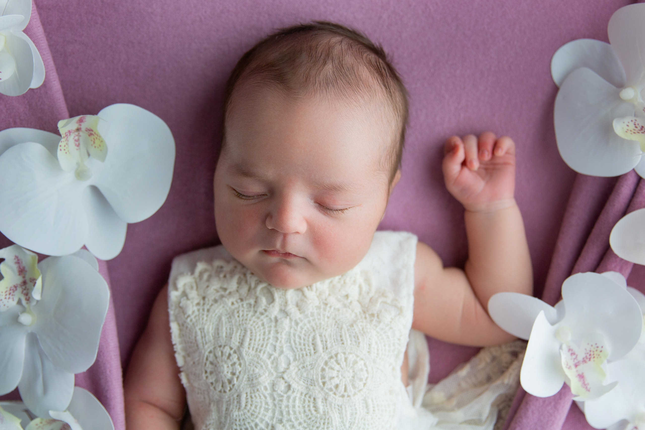 Профессиональная фотосессия новорожденного. Фотограф новорожденных Жуковский Раменское