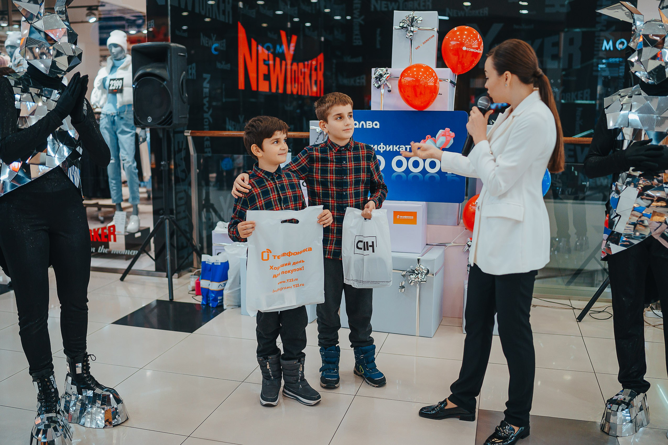 Совкомбанк Халва промо. Репортажный (Event) фотограф в Барнауле | Даниил Маркин | Качество и вайб