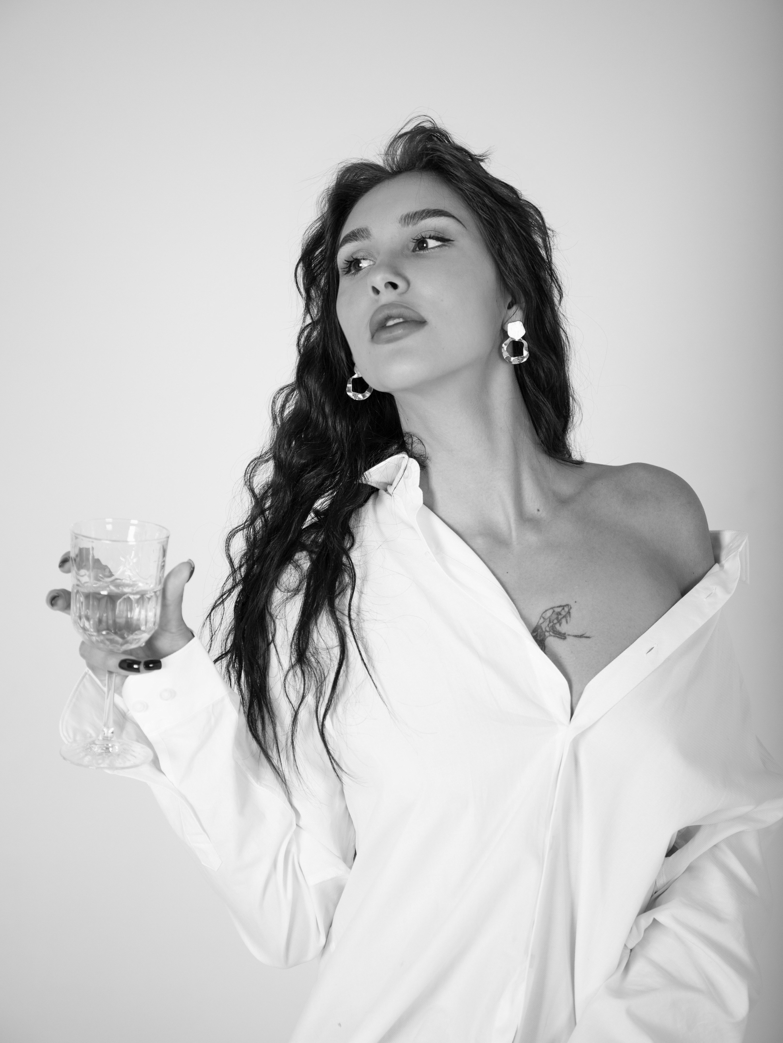 На циклораме. Свадебный и семейный фотограф в Москве Мила Широких