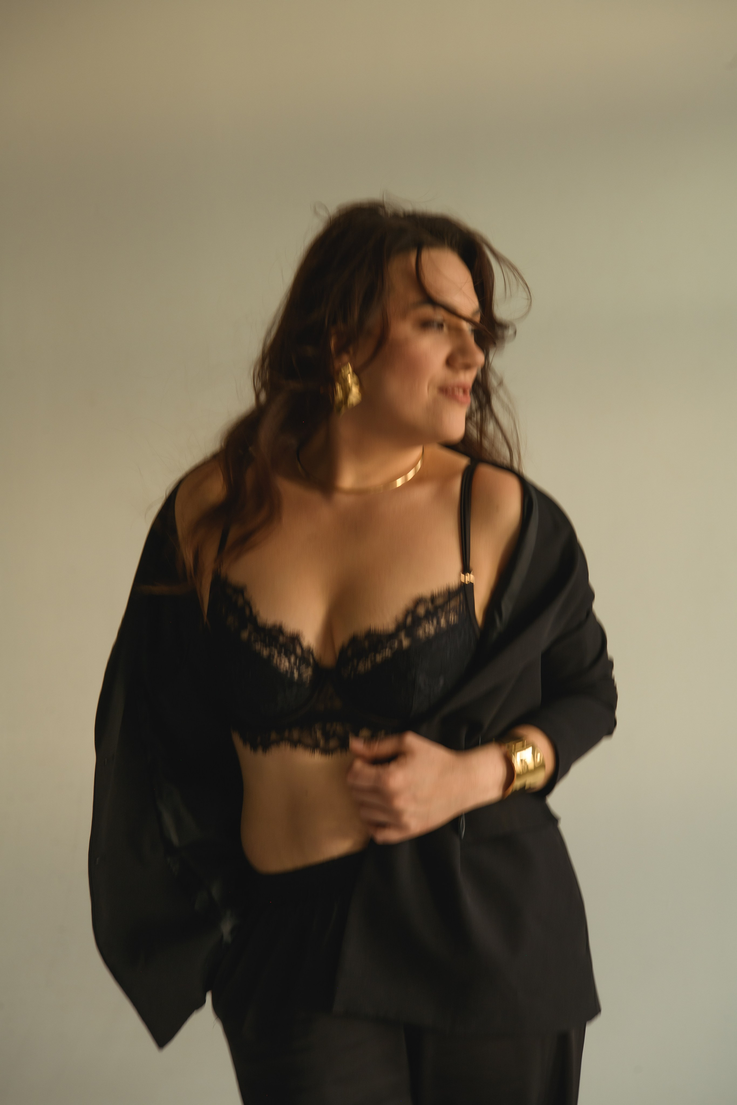 …Без слов — фотосессия для нее. Фотохудожник Нина Жихарева