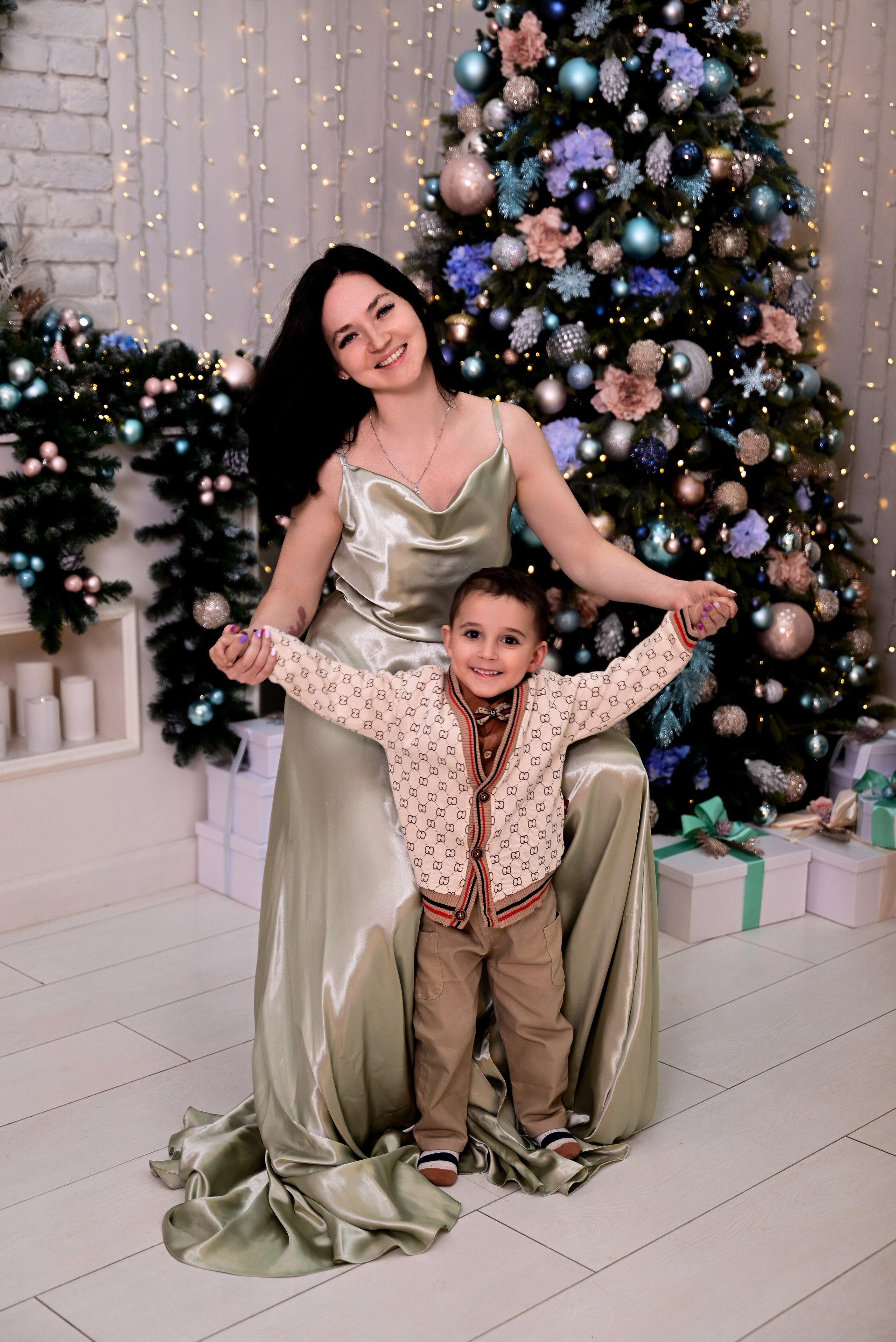 Новогодняя фотосессия. Фотостудия Зефир. Фотосессии в студии под ключ. Москва. Семейные и детские фотосессии