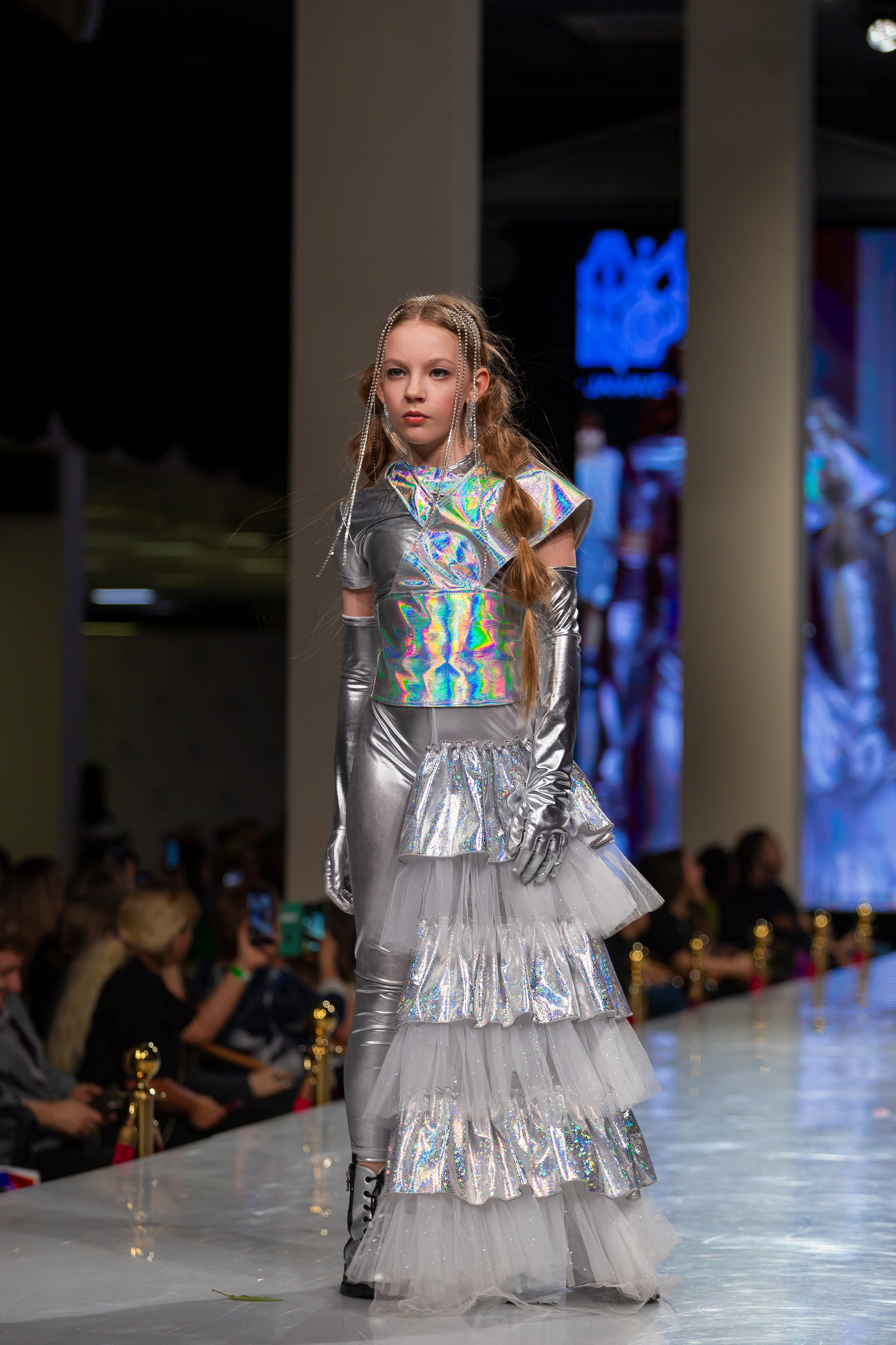 Estet Fashion Week. Photomantis