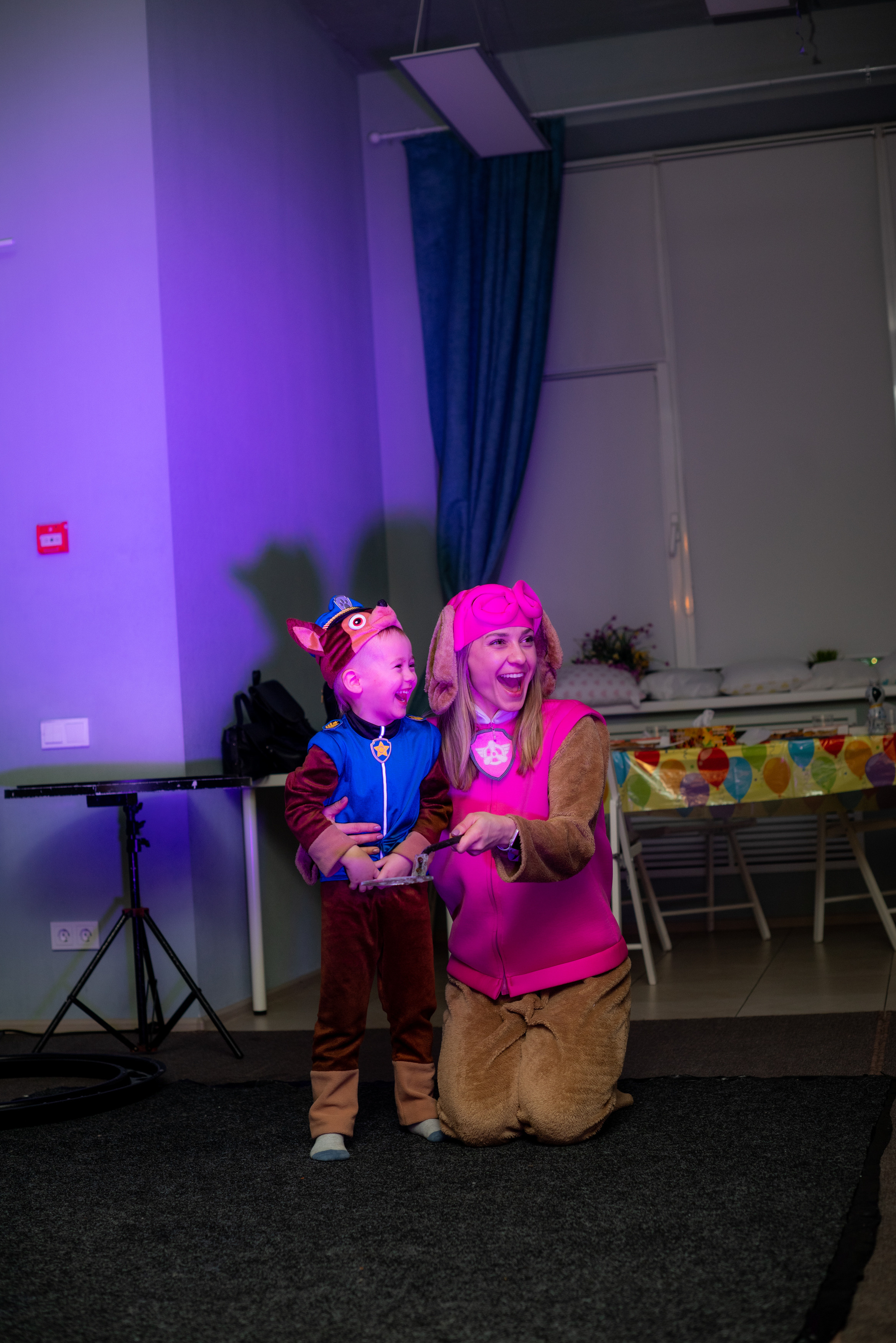 Kids celebrating. Фотограф Прага | Photographer Prague| Фотограф в Праге Яра Куркус