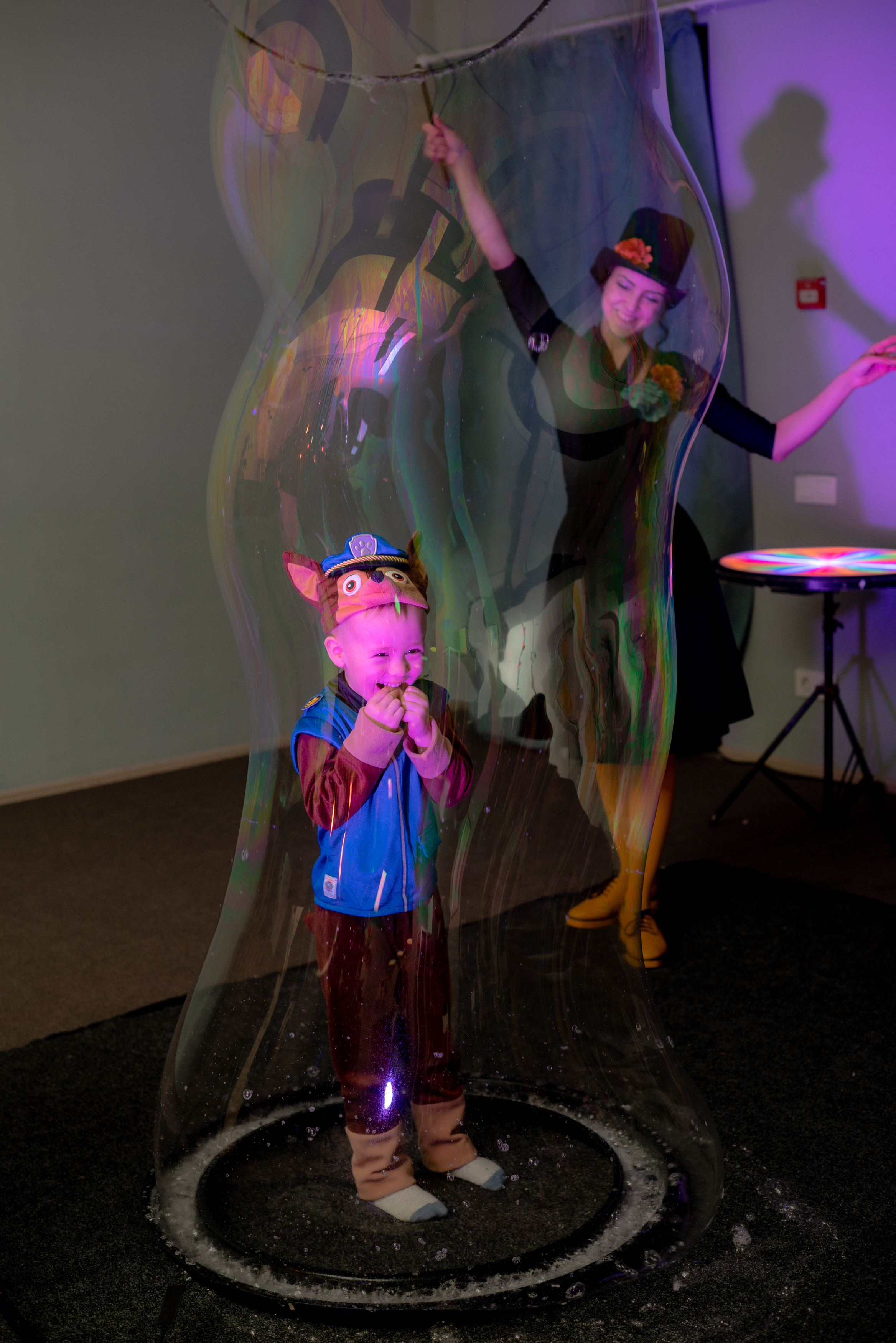 Kids celebrating. Фотограф Прага | Photographer Prague| Фотограф в Праге Яра Куркус