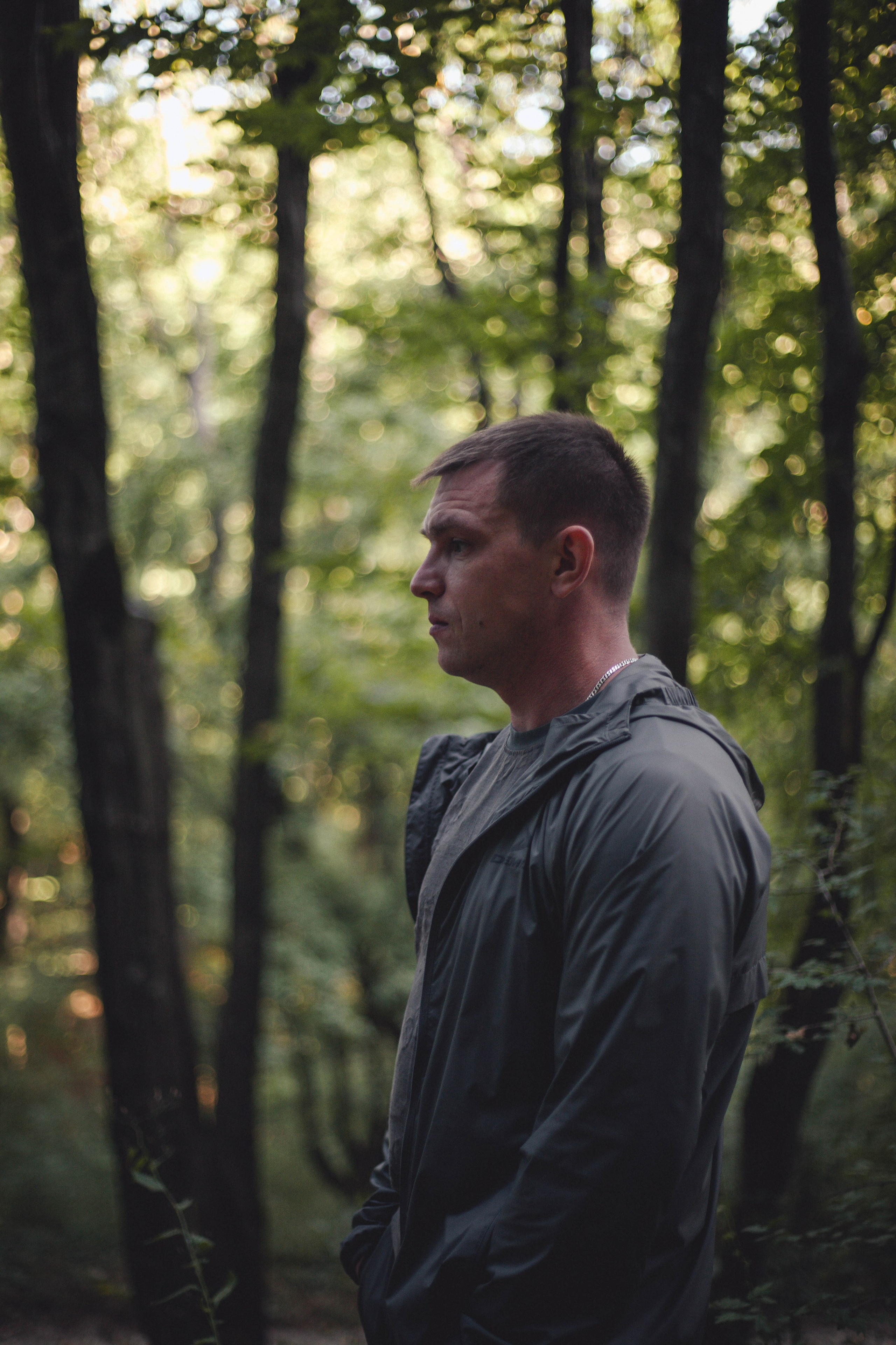 Клип. Уличный фотограф Города N