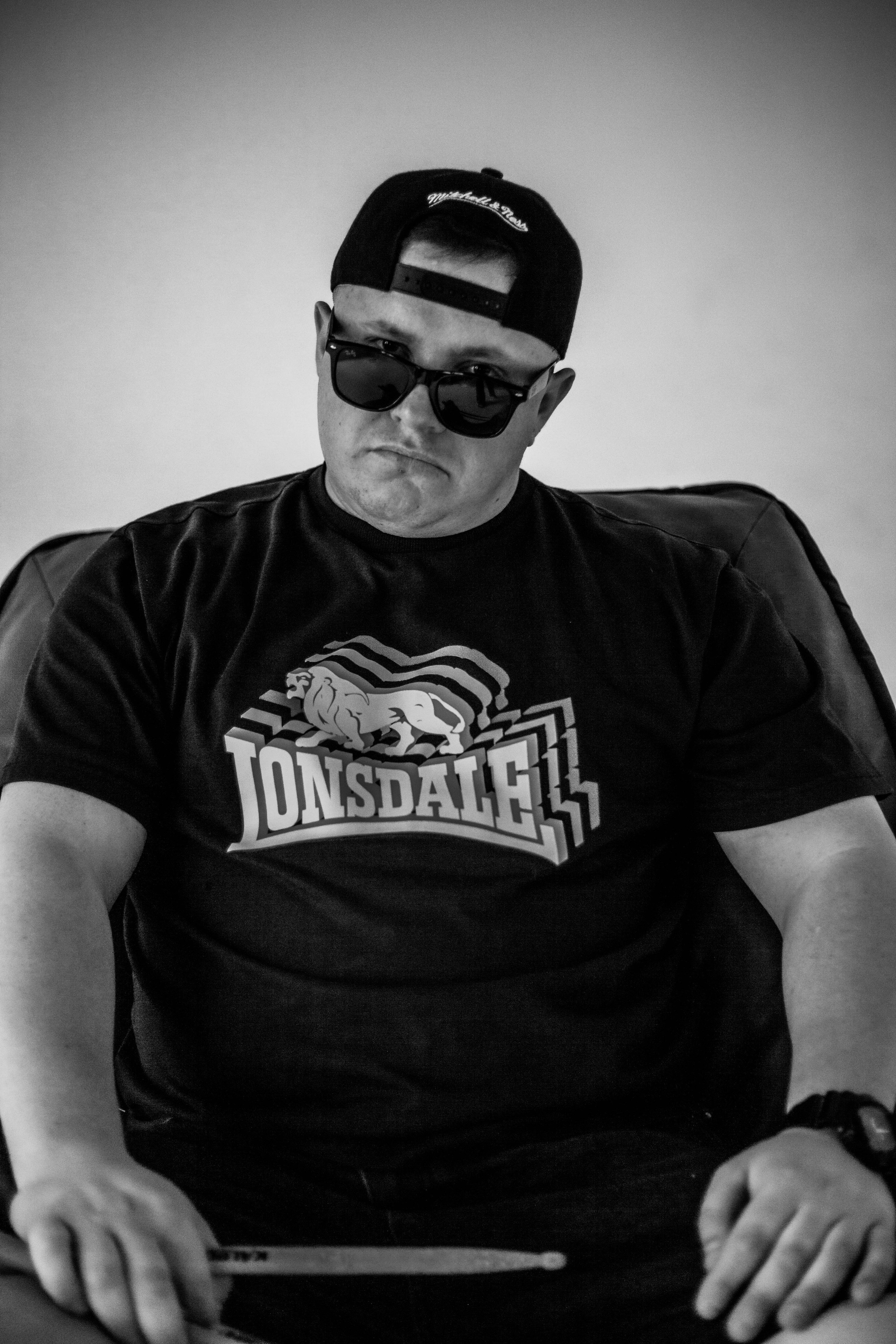 Студия. Уличный фотограф Города N