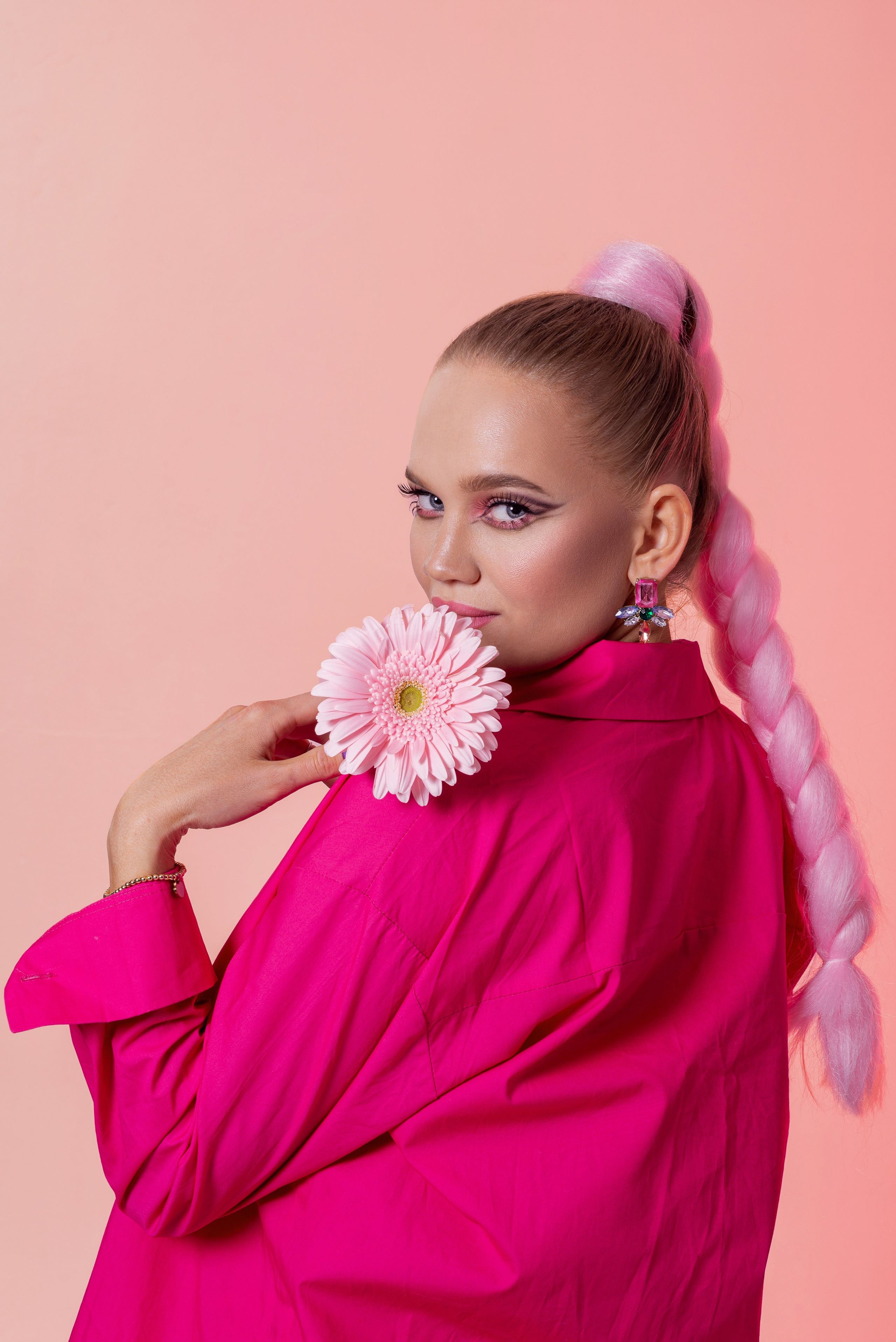 В студии. Асель Мурзина фотограф Казань