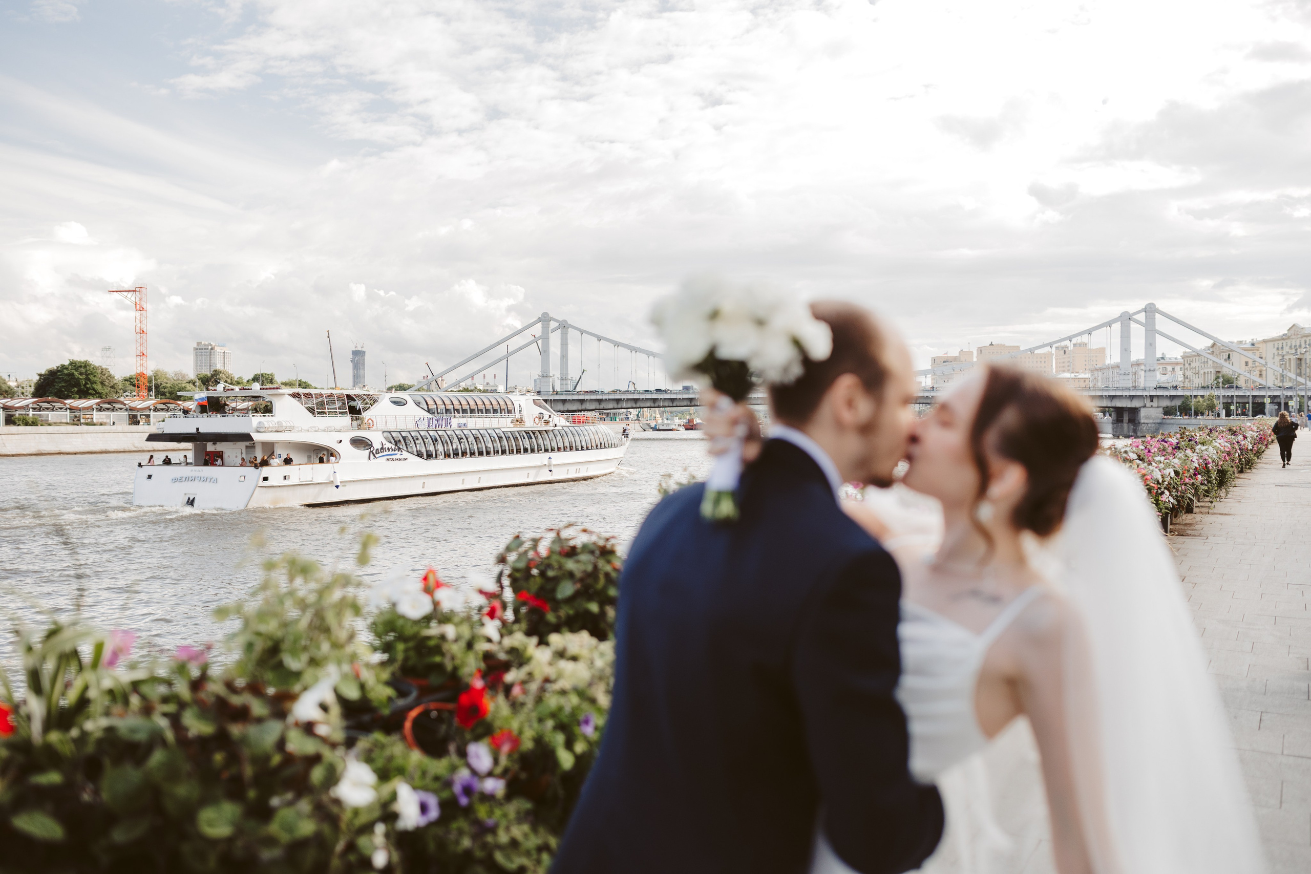 Набережная. Свадебный фотограф Курзина Ольга | Москва