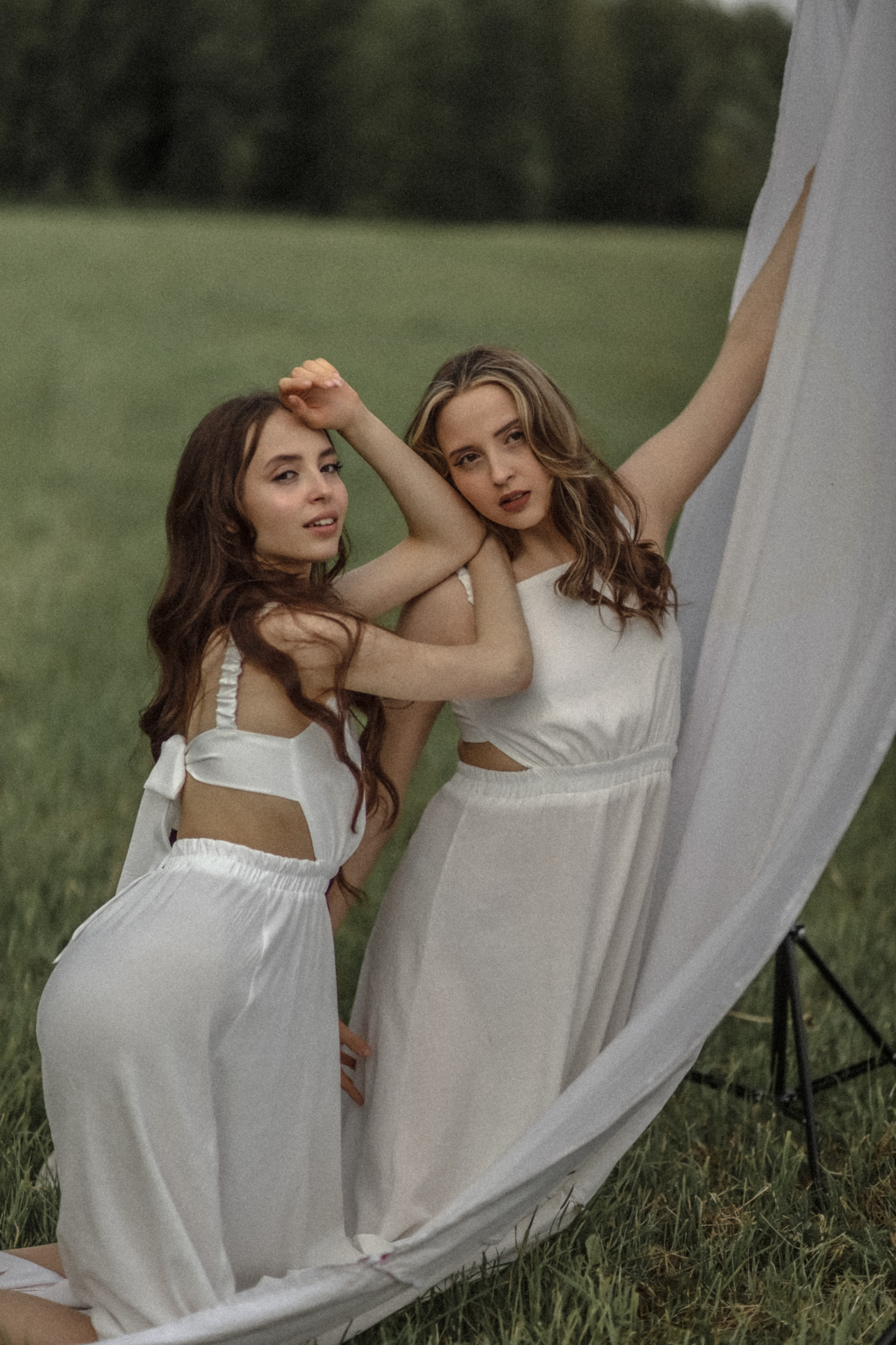Sisters. Kharchenkotatianaweddingphoto