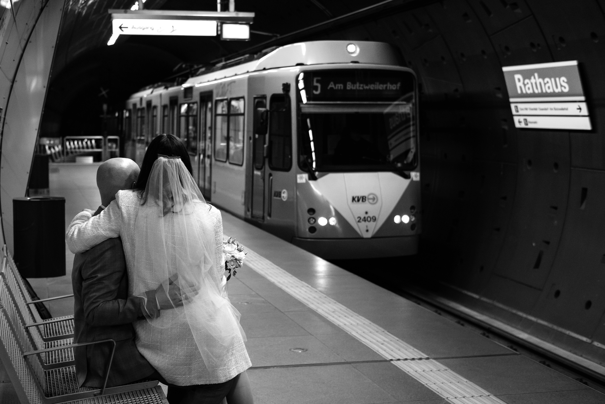 Zdislav & Viktoria. Photographer Cologne Bonn Europe Anna Ketova