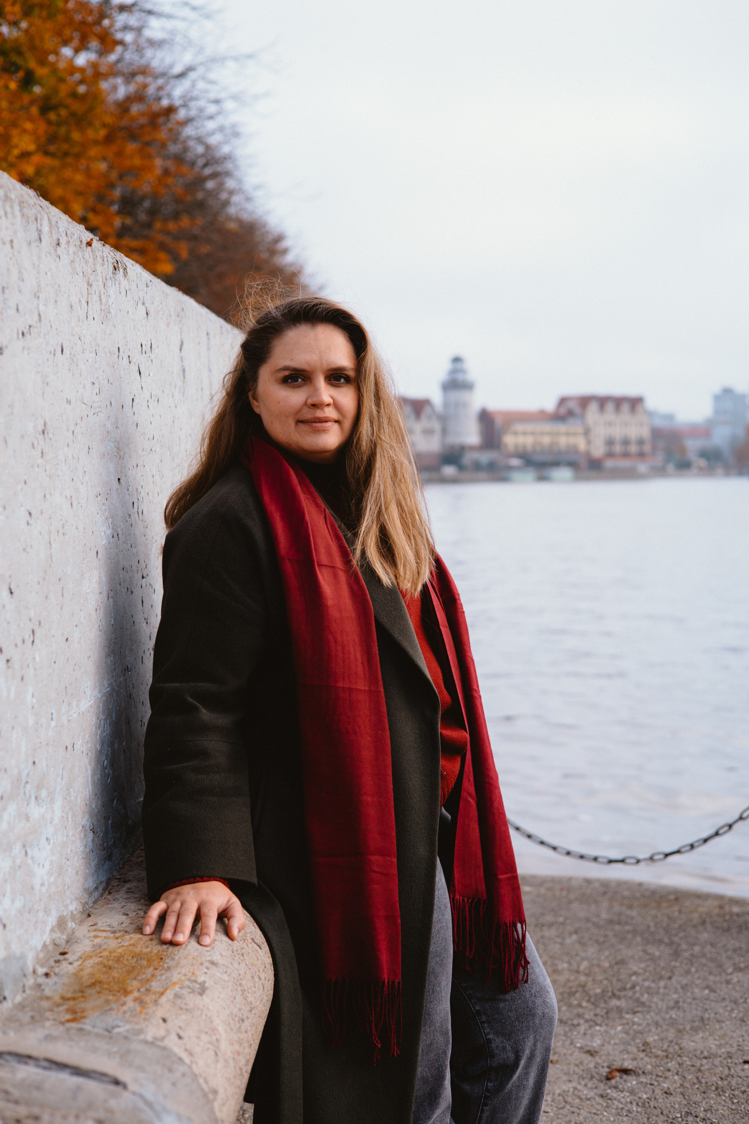 Набережная осенью