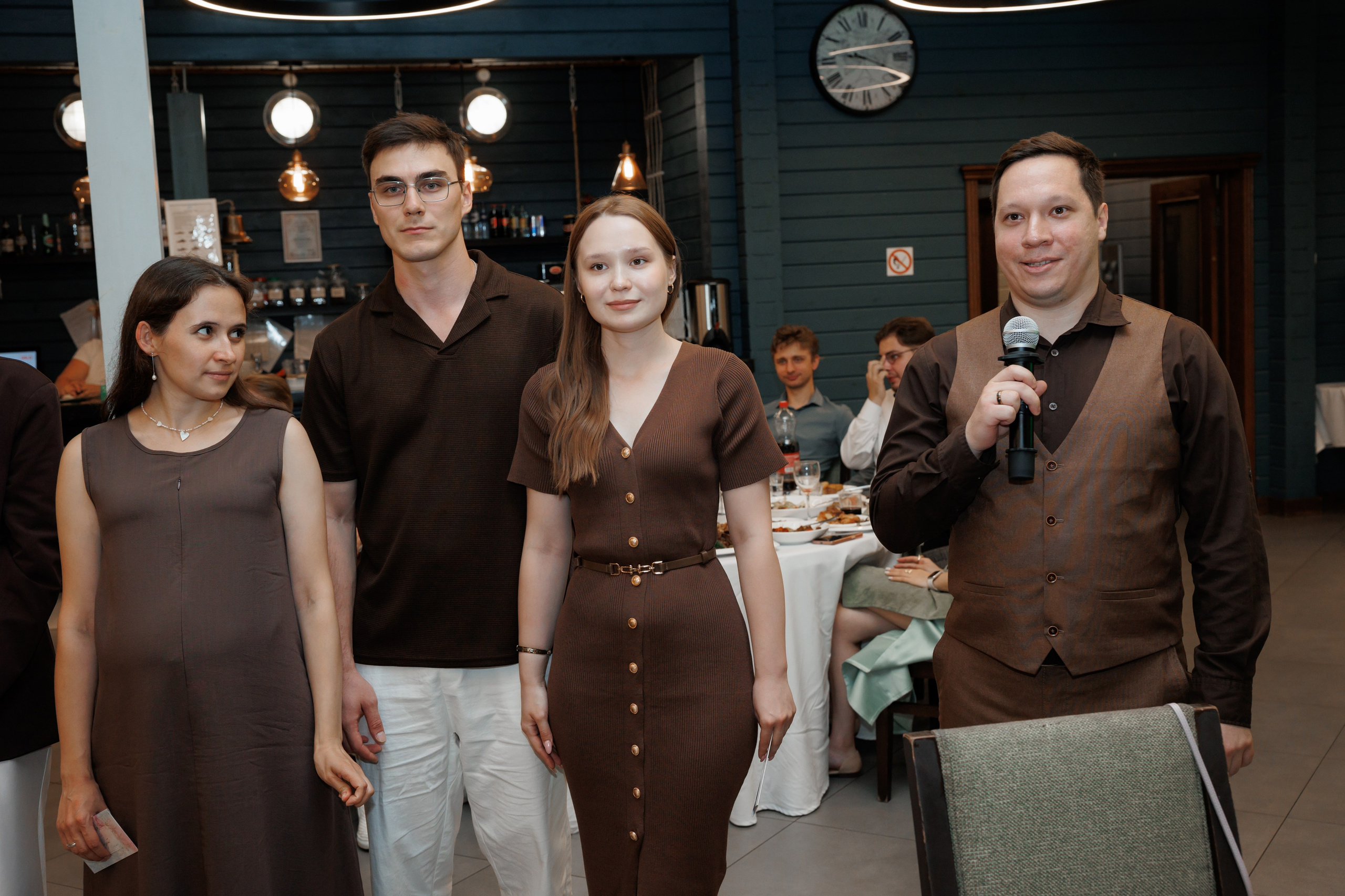 Регистрация в отеле Fish Point, ЗАГС Бутово, прогулка в Остафьево. Свадебный и репортажный фотограф (Москва, Королев и другие)