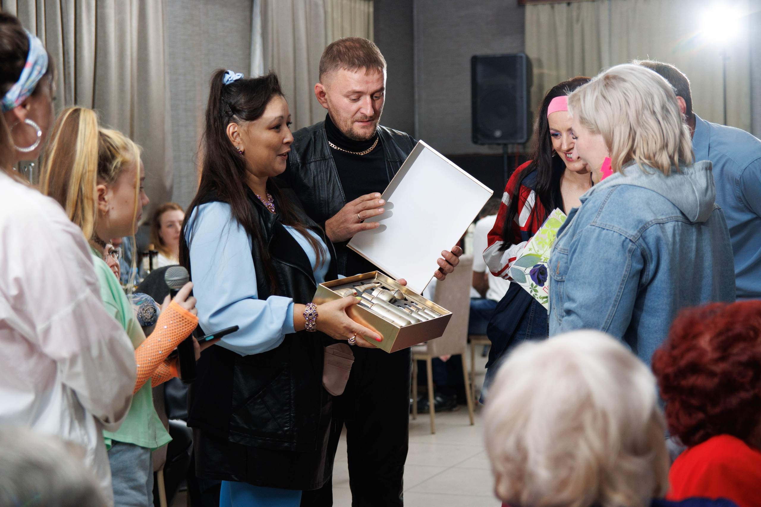 Юлия.День рождения в стиле 90-х. Фотограф Улан-Удэ Алексей Раднаев RAD