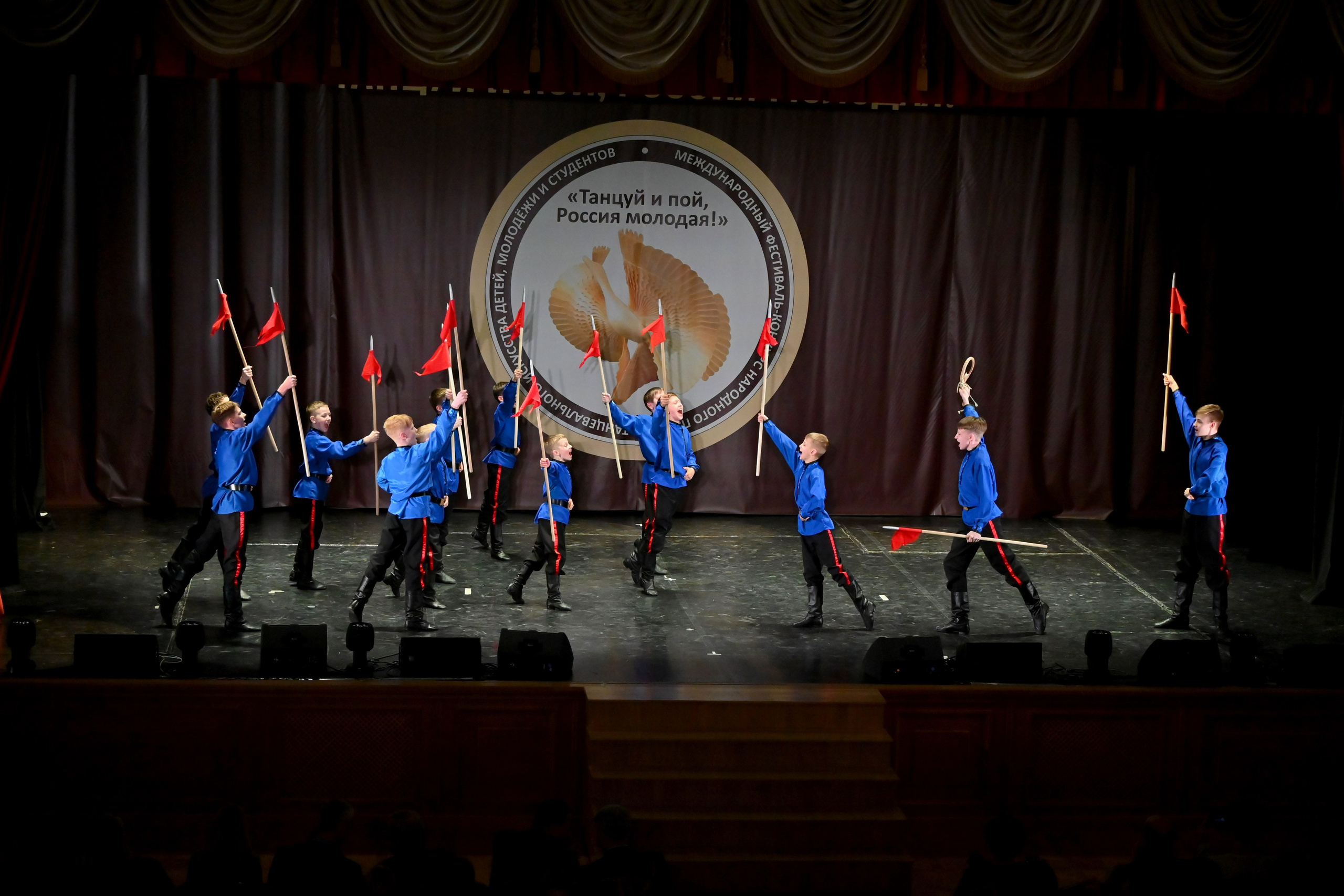 Гала-концерт. Танцуй и пой, Россия Молодая! 22.04.2024. Профессиональный фотограф в Москве Алёна Котова