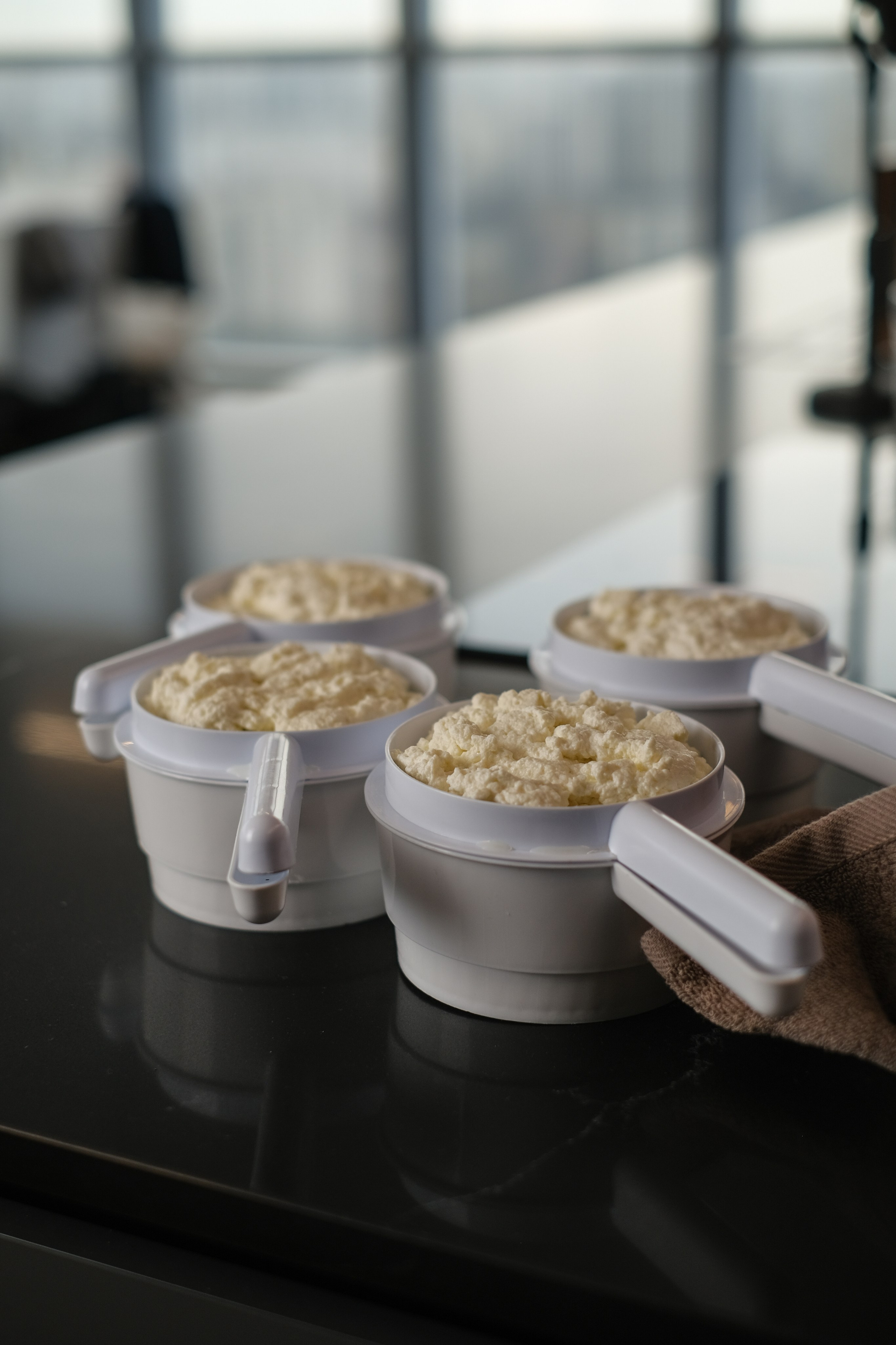 Домашний сыр бренда «TAGA». Портретные и творческие съемки Санкт-Петребург