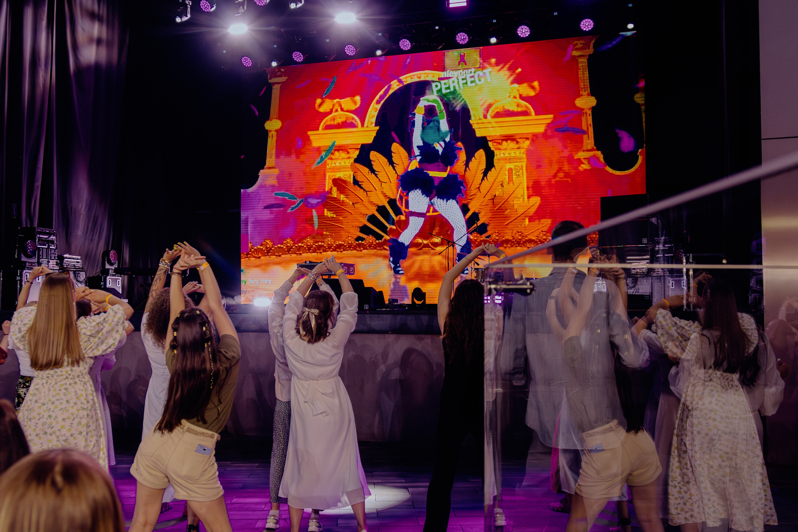 Репортажная съёмка корпоратива компании Феникс. Портретный фотограф в Ростове-на-Дону Антон Казарин