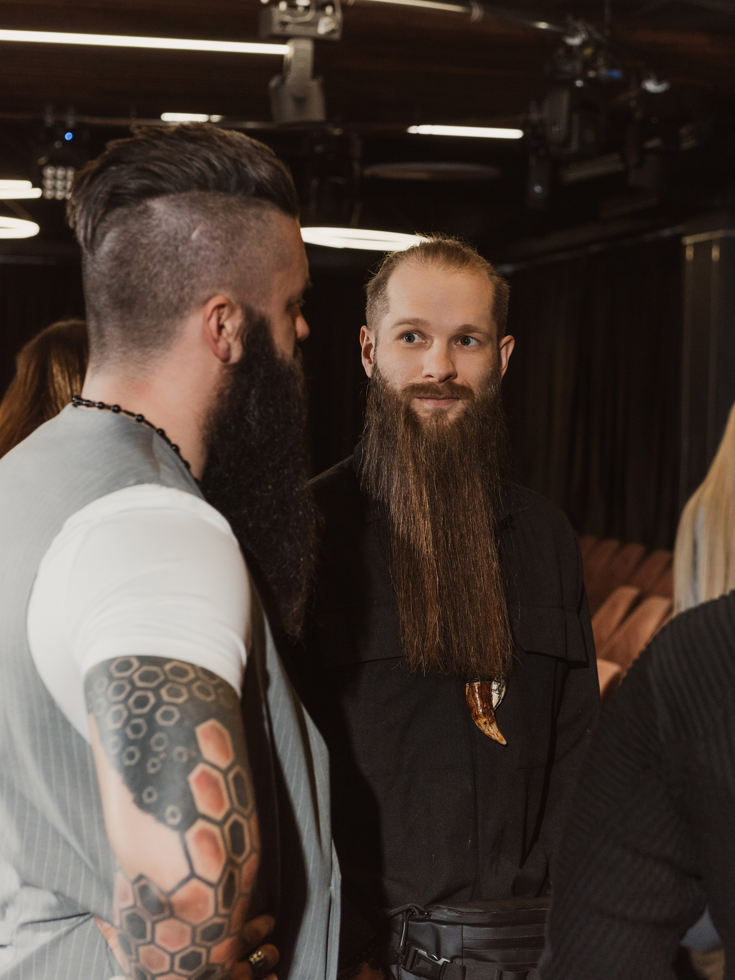 Репортажа съемка с тематической встречи