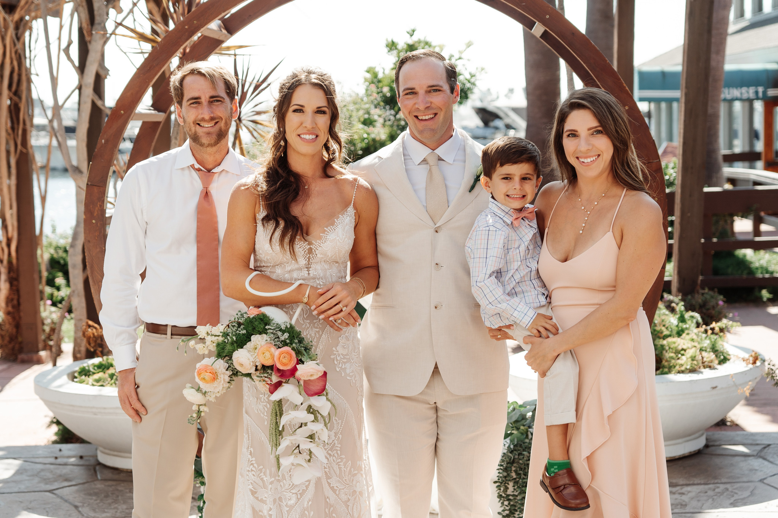 2025-08-16_BryanAmber. Ретушер Зенькевич Света