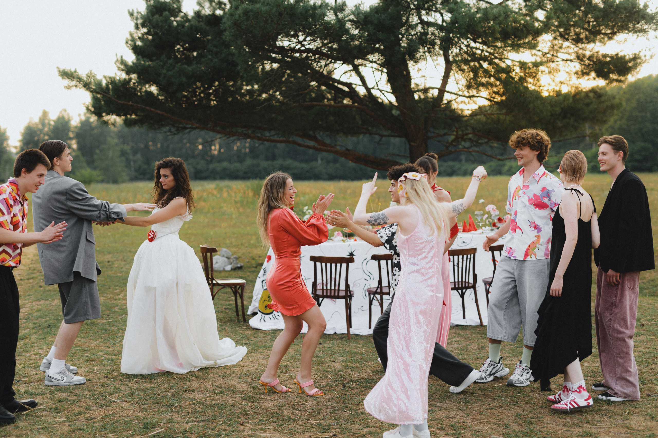 Вечеринка с друзьями Влады и Гриши 🤍. Фотограф в Минске Дарья Матвеенко