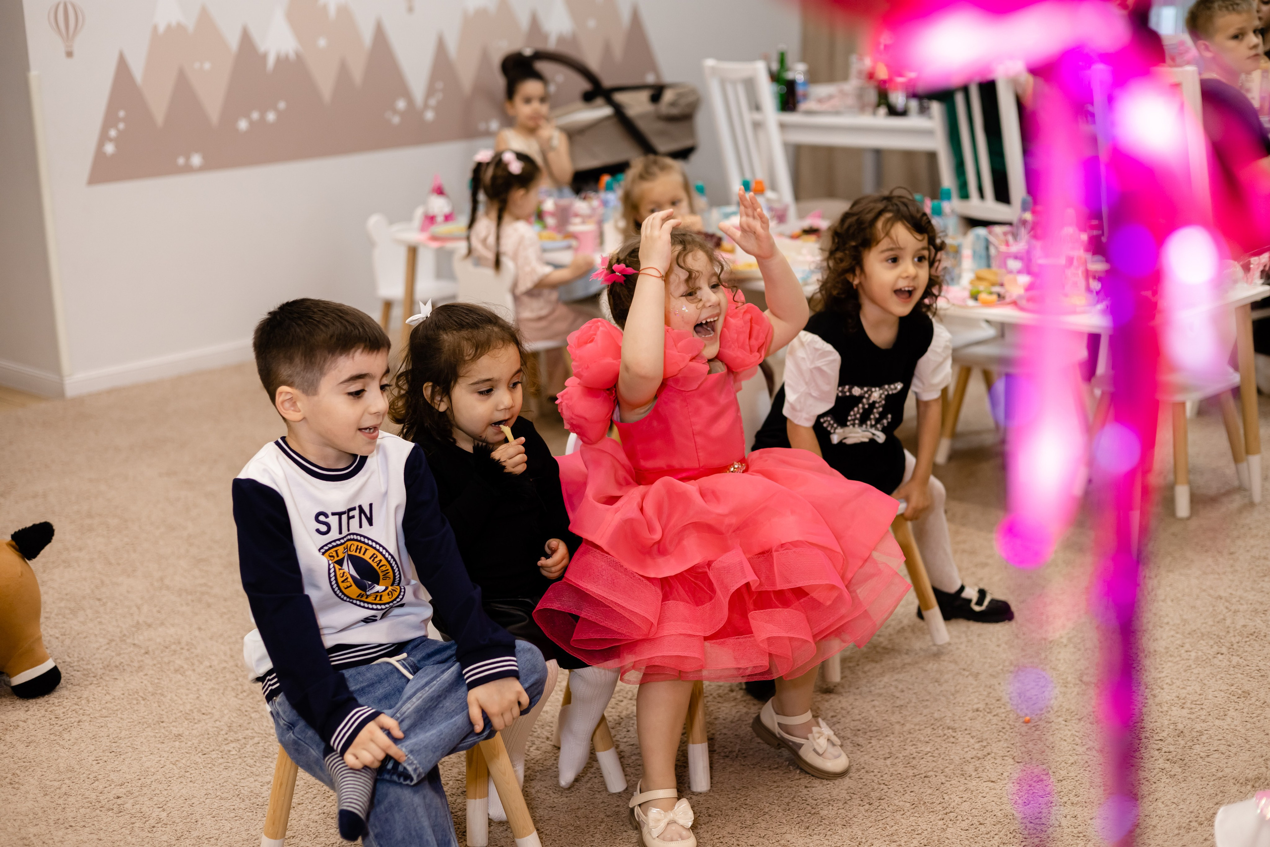 В детских лофтах. ФОТОГРАФ НОВОСИБИРСК — АЛЁНА ЖИГАЛЕЕВА