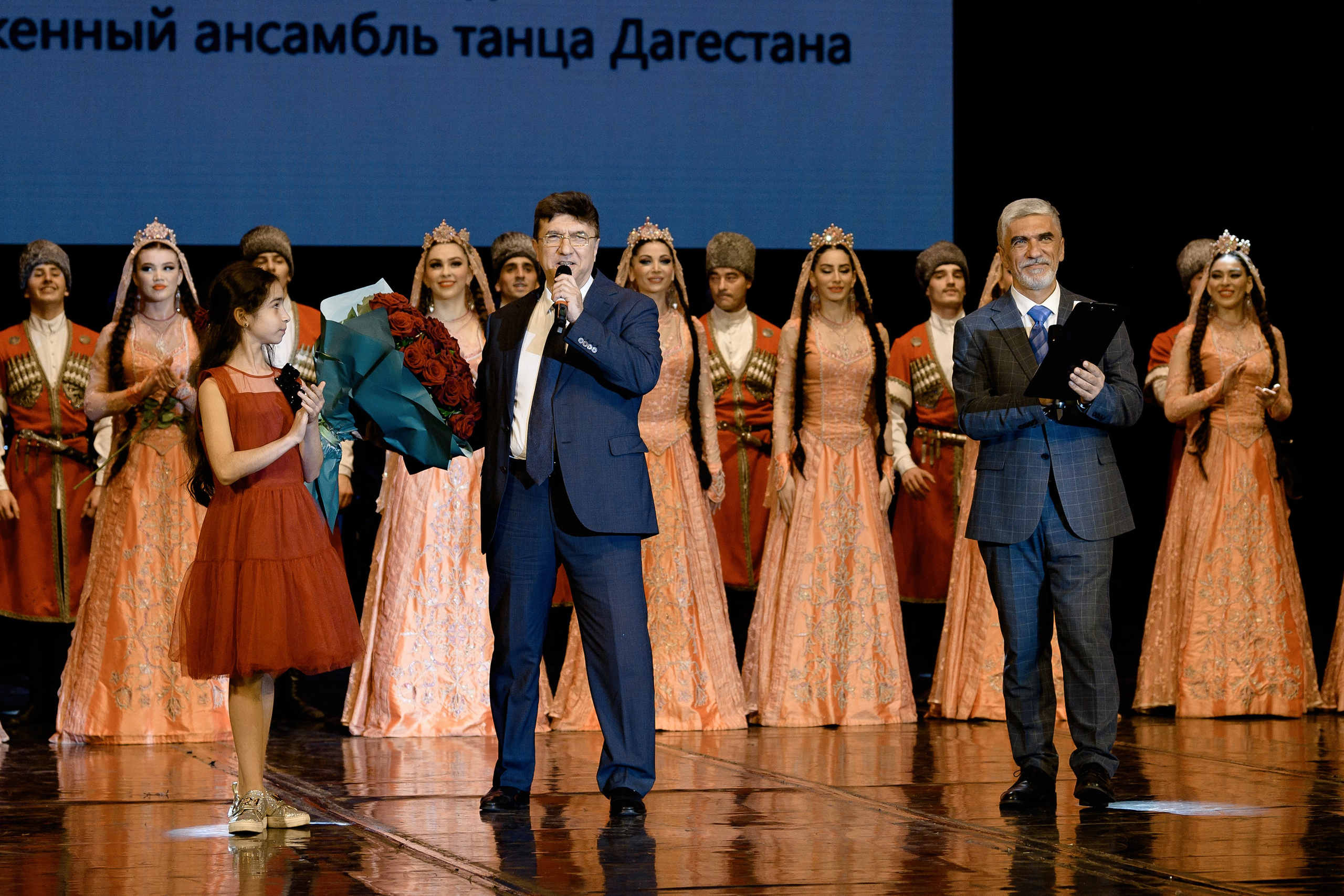 Ансамбль «Лезгинка» концерт в Махачкале. РЕПОРТАЖНЫЙ И БИЗНЕС ФОТОГРАФ В МОСКВЕ, ЕГОР НИКОЛАЕВ