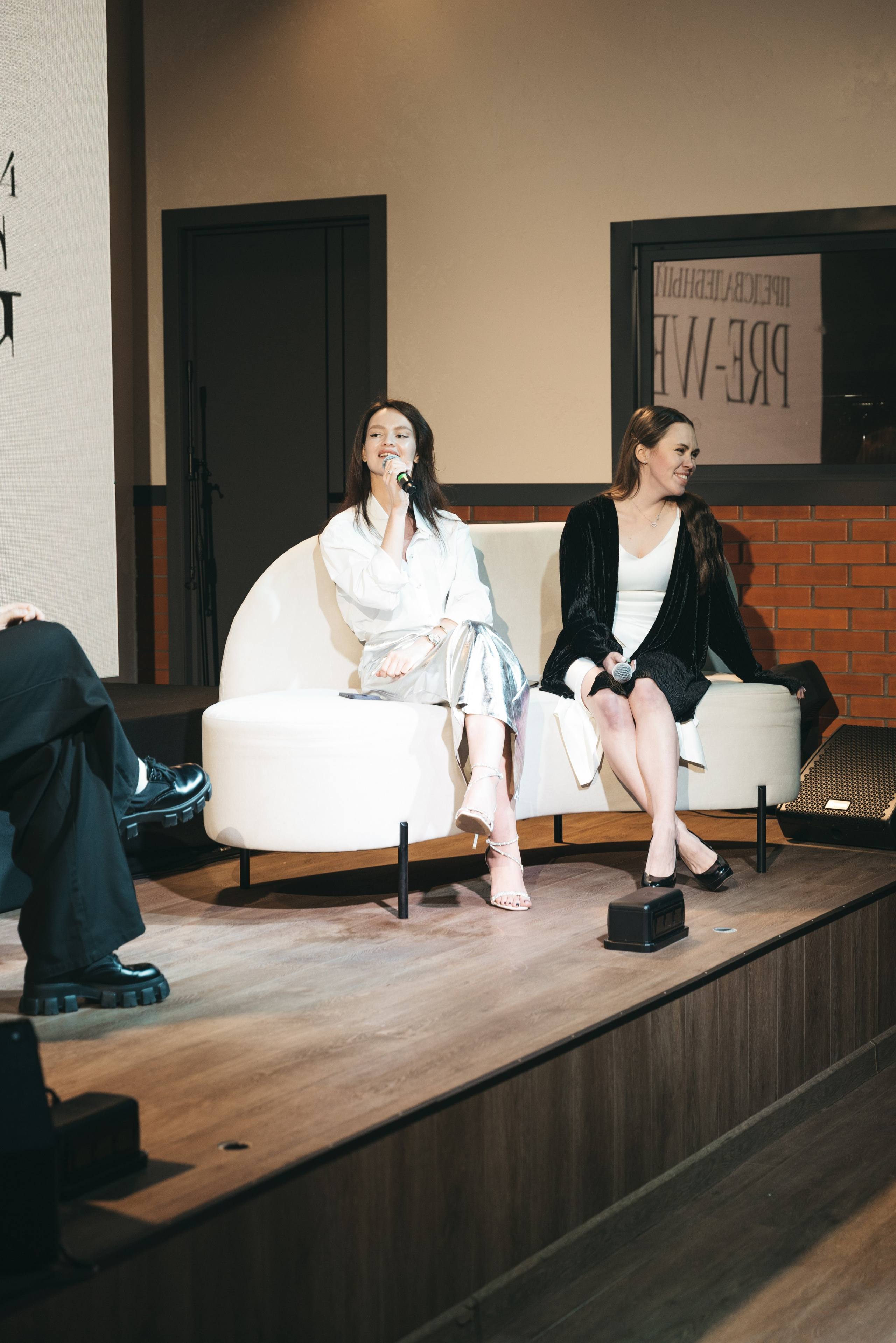 WhiteRoom Pre-wedding. Репортажный и свадебный фотограф в Сургуте