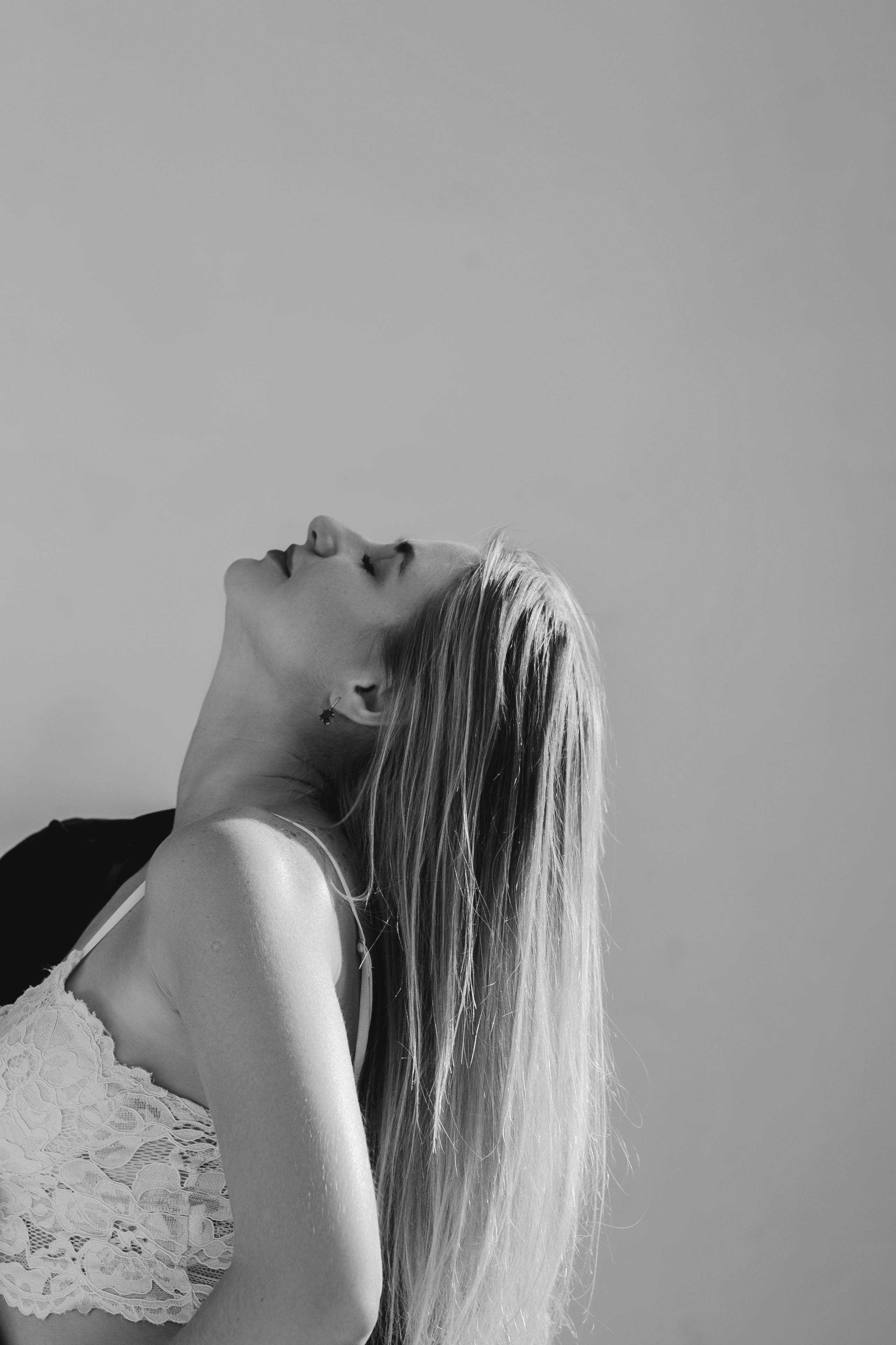 Съемка Насти в солнечной студии. Фотограф в Крыму | Виктория Нотевская