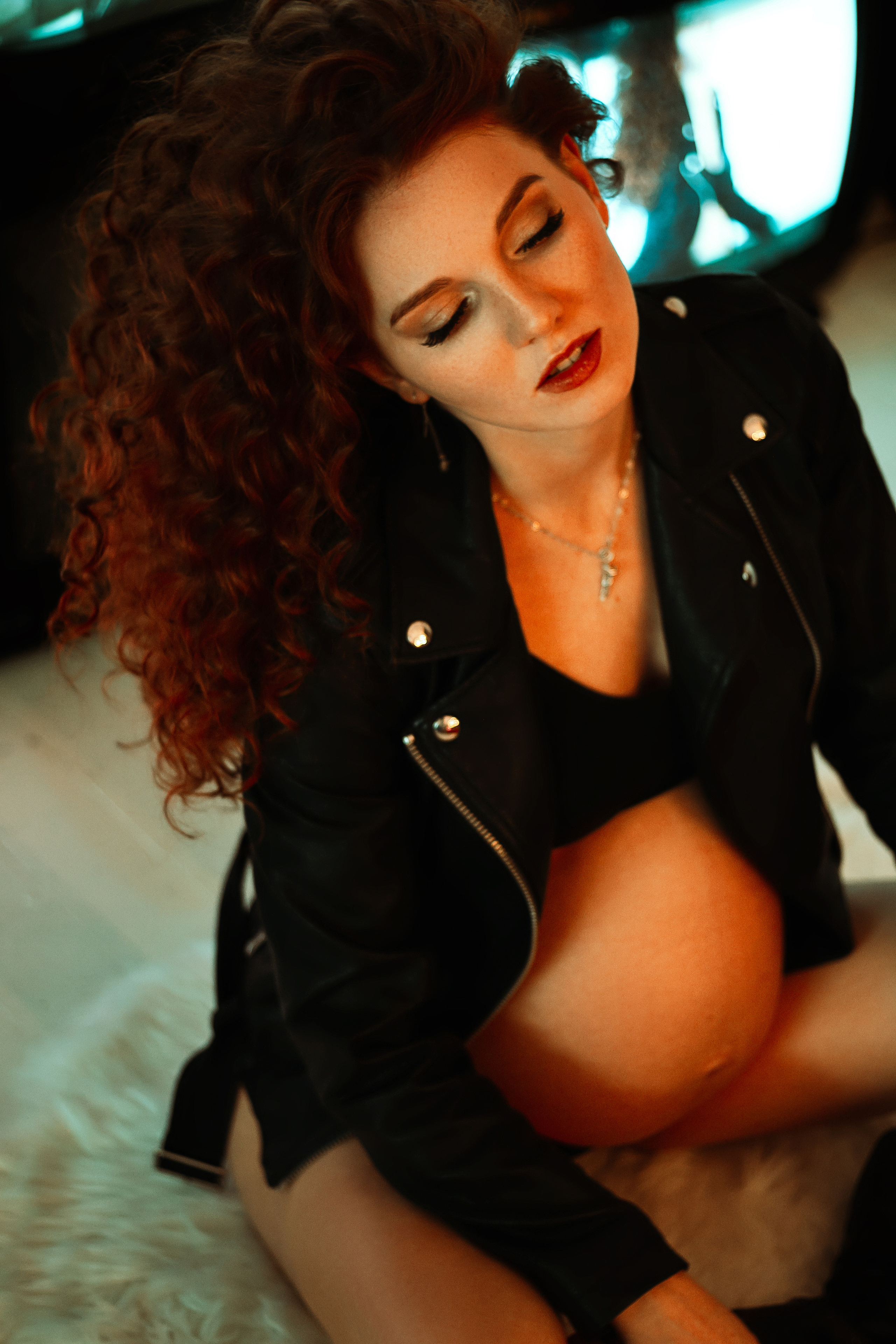 Стильная фотосессия беременной Вероники. Фотограф в Крыму | Виктория Нотевская