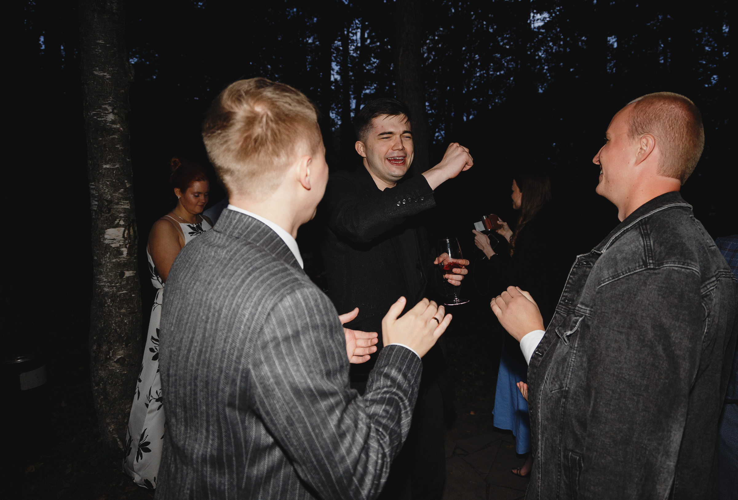 Василий и Виктория. Свадебный фотограф и видеограф Дмитрий Горяченков