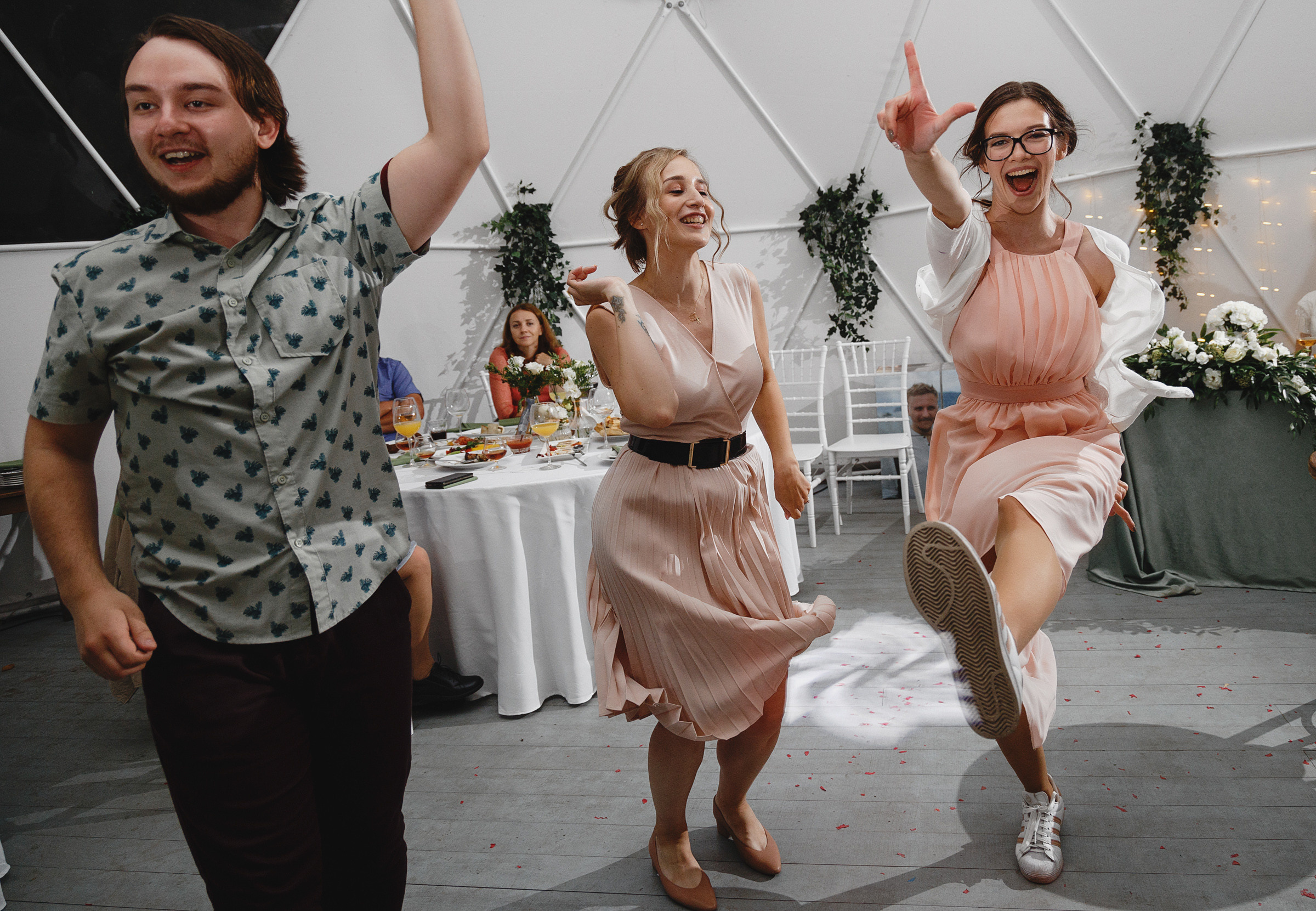 Василий и Виктория. Свадебный фотограф и видеограф Дмитрий Горяченков