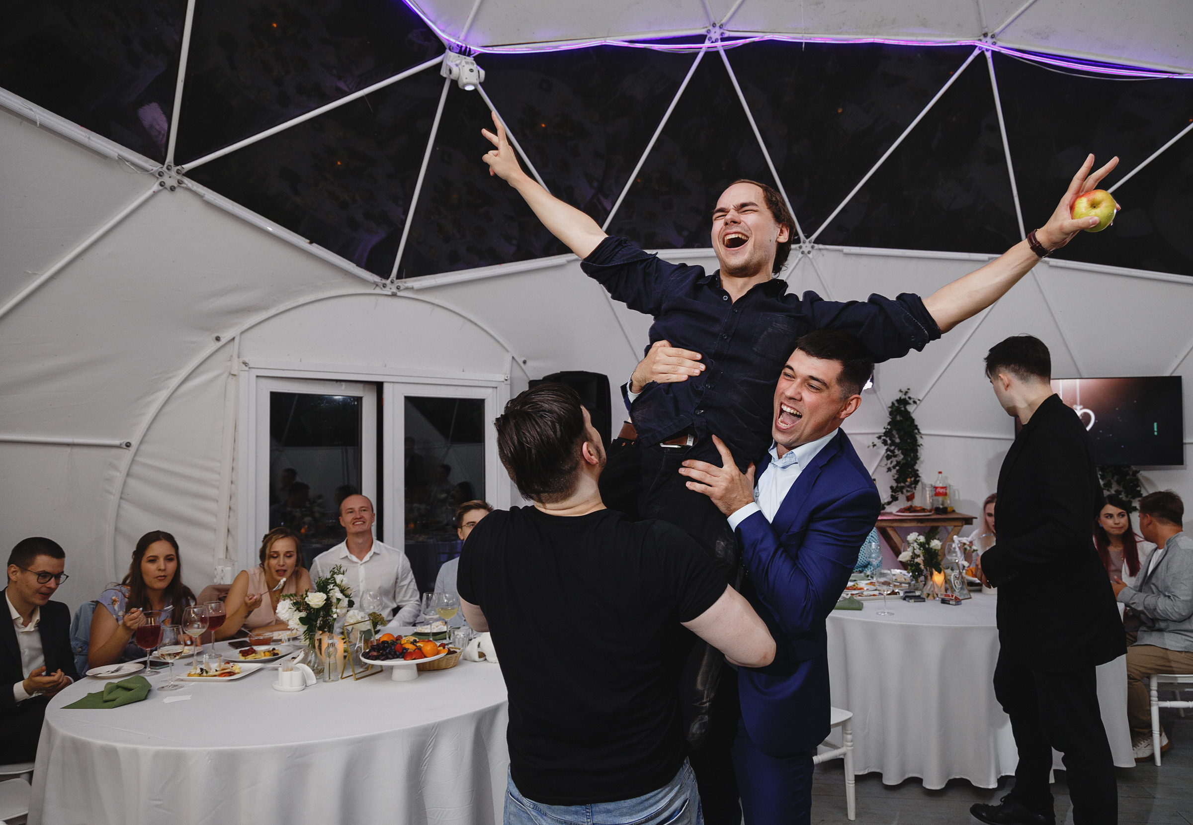 Василий и Виктория. Свадебный фотограф и видеограф Дмитрий Горяченков