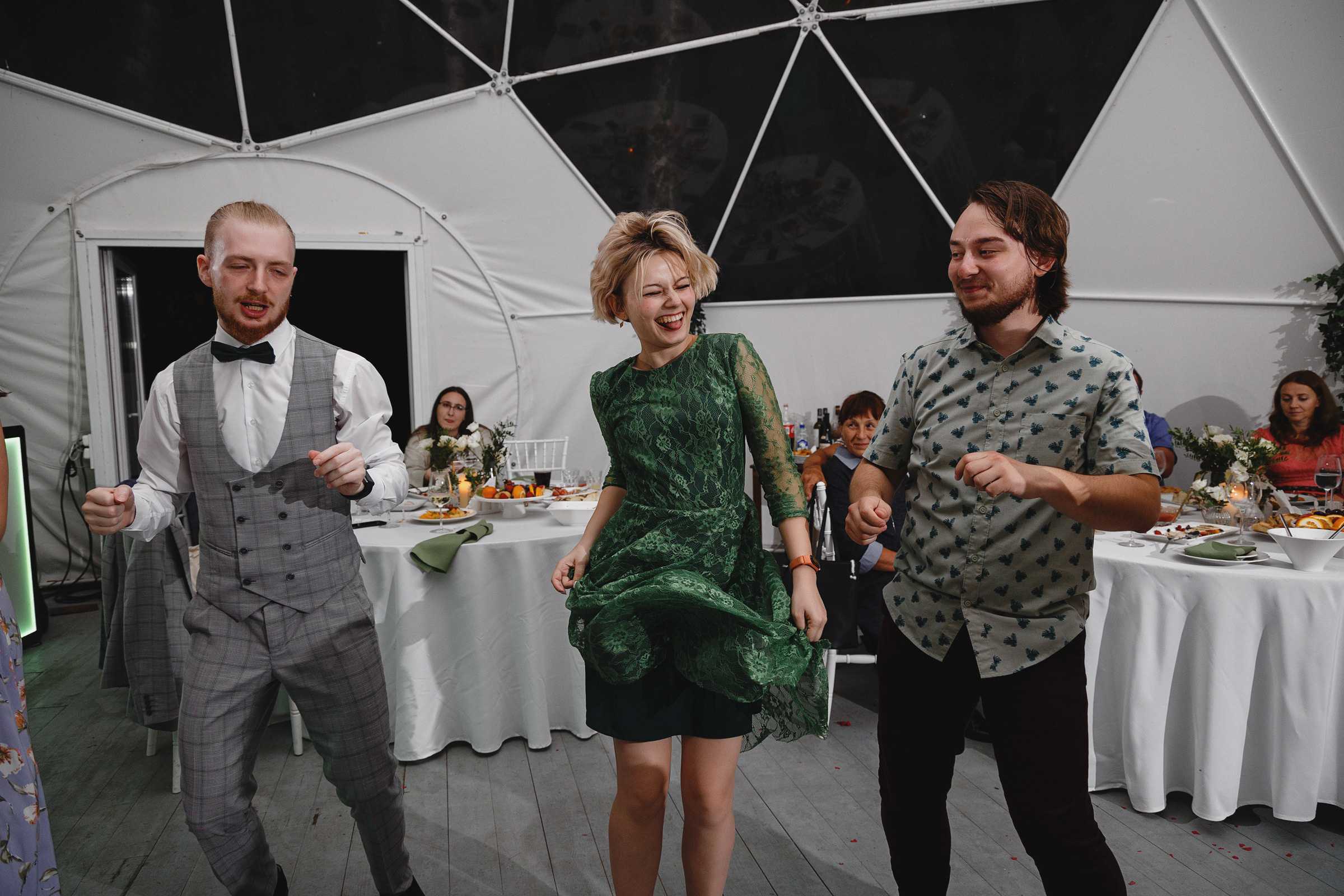 Василий и Виктория. Свадебный фотограф и видеограф Дмитрий Горяченков