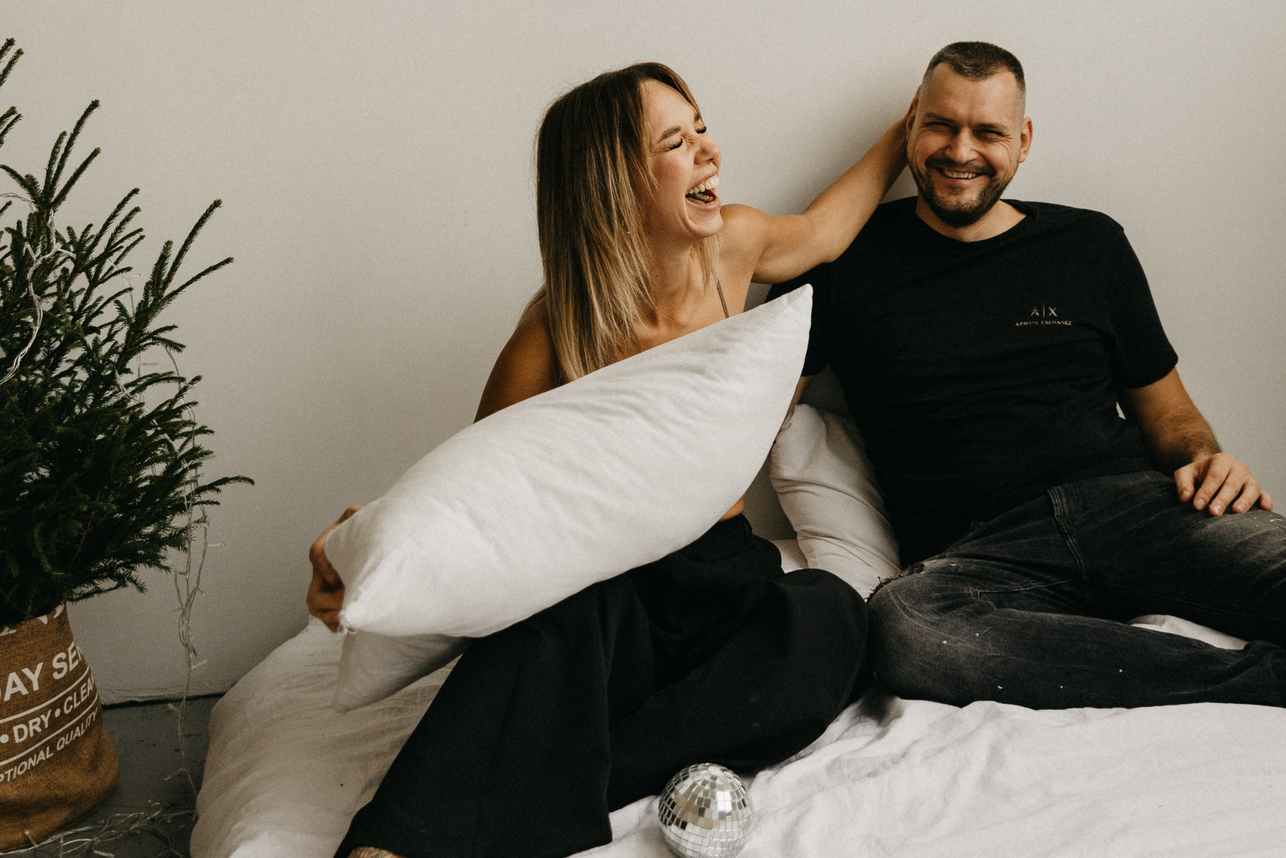 Женя, Юра, Марк. Главная