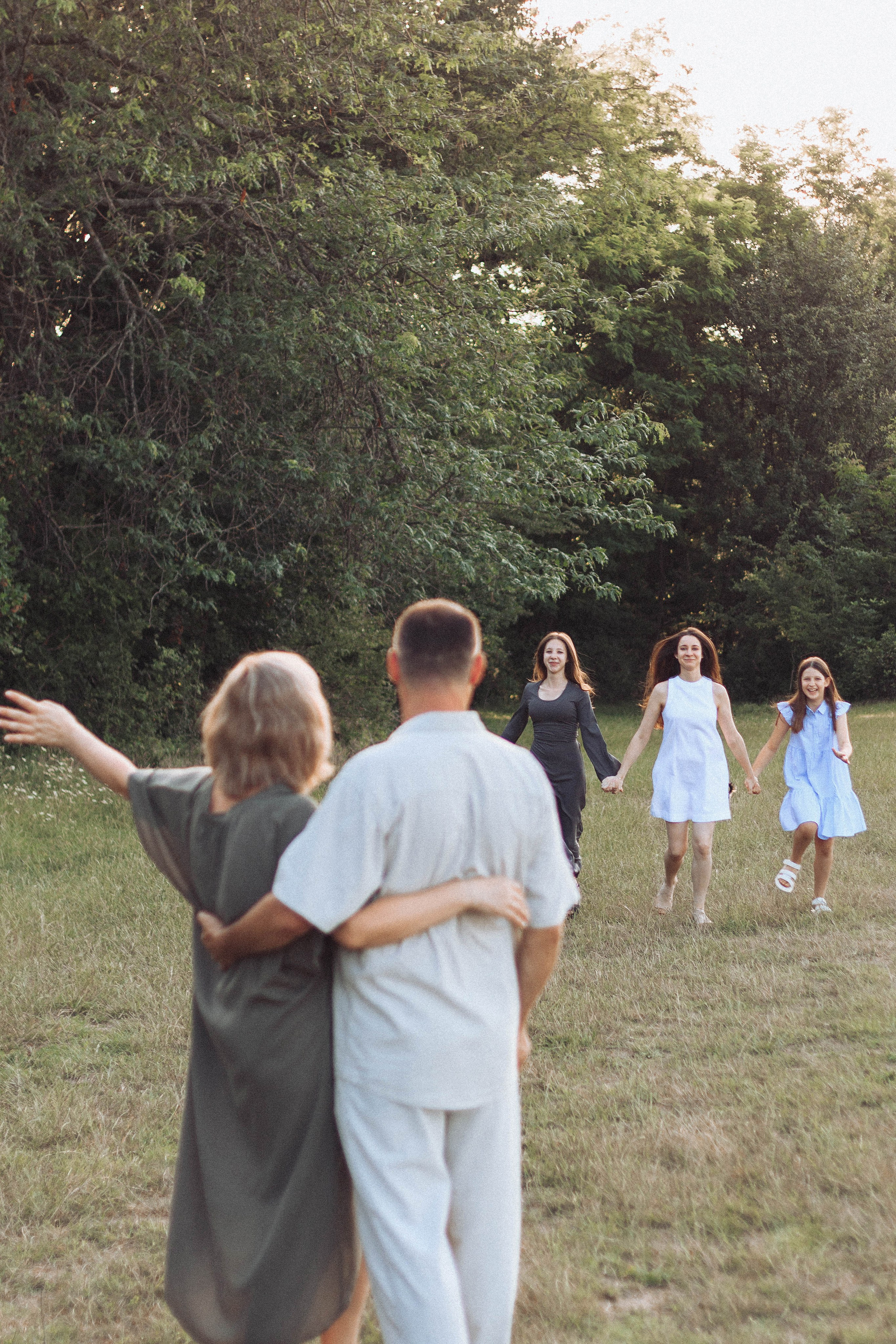 Дмитрий и Наталья с дочками. Фотограф в Краснодаре Ксения Мархинина