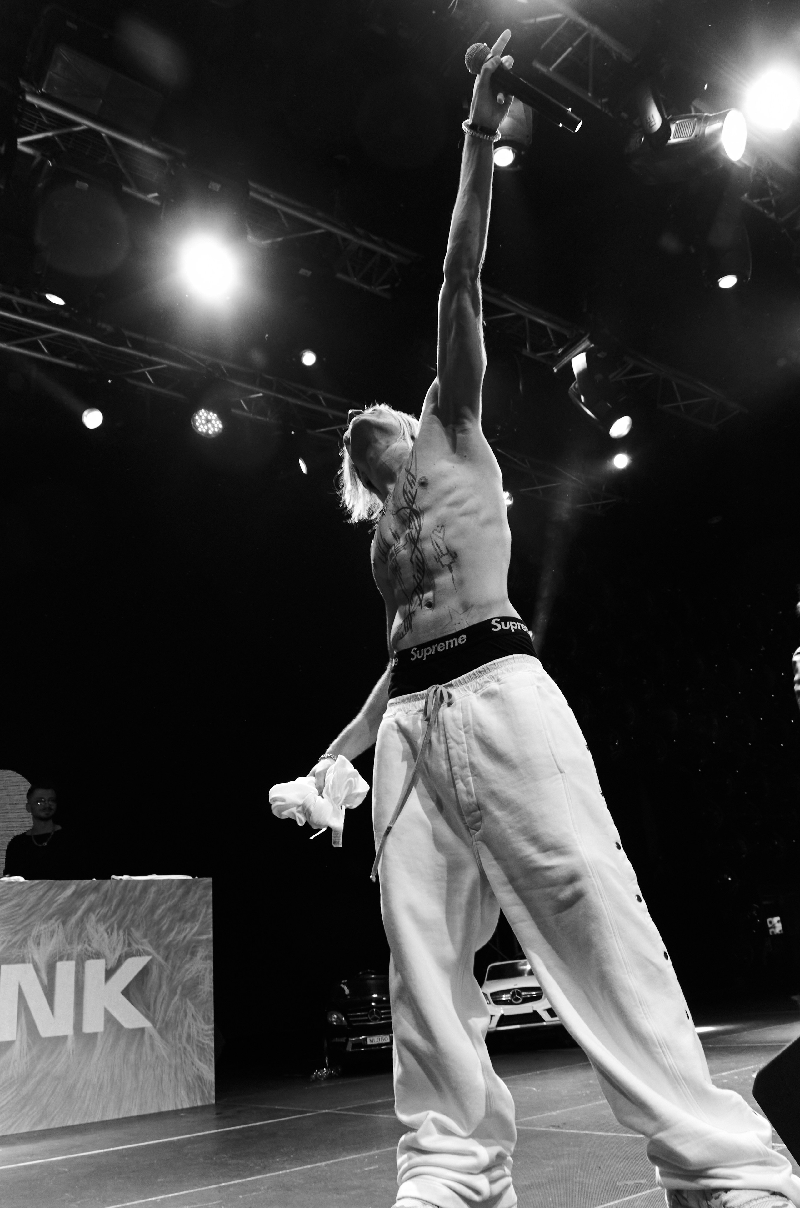 Blink/ nleeei, unique, artem shilovets. Главная