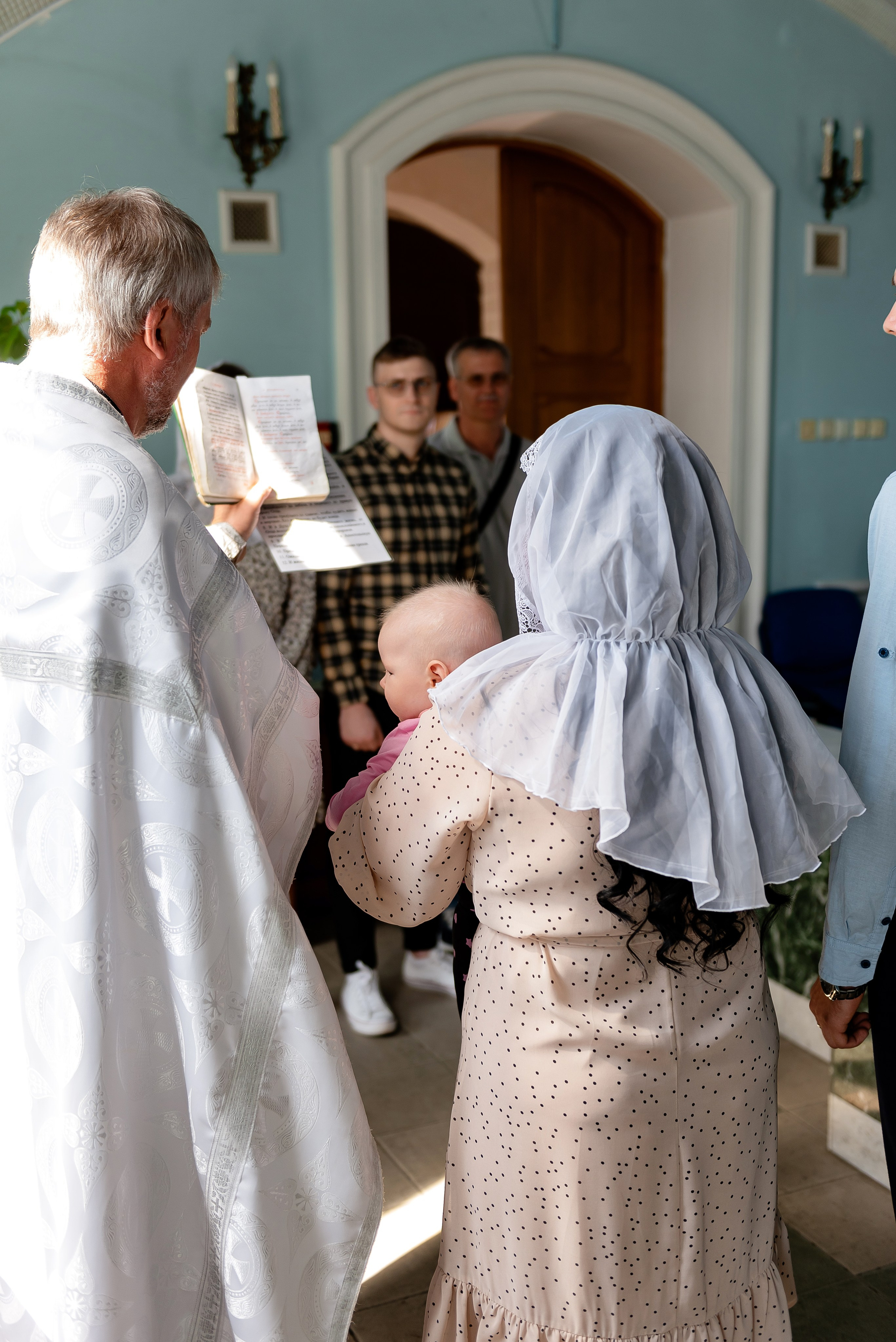 Крещение Ясеньки. Фотограф Татьяна Иванчикова