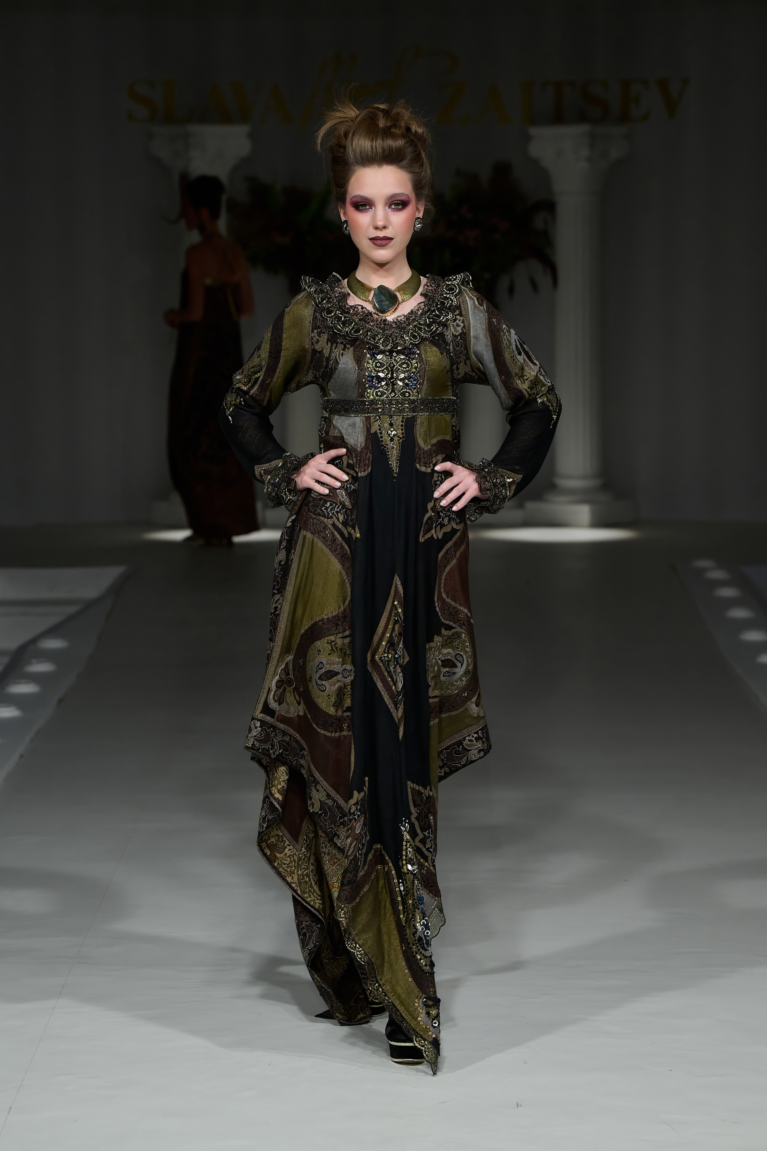 Slava&Yegor Zaitsevs. Показ-спектакль «Воспоминание». 21 июня 2025. Дима Бабушкин. Фотограф. Подиум. Репортаж. Творчество. Дорого