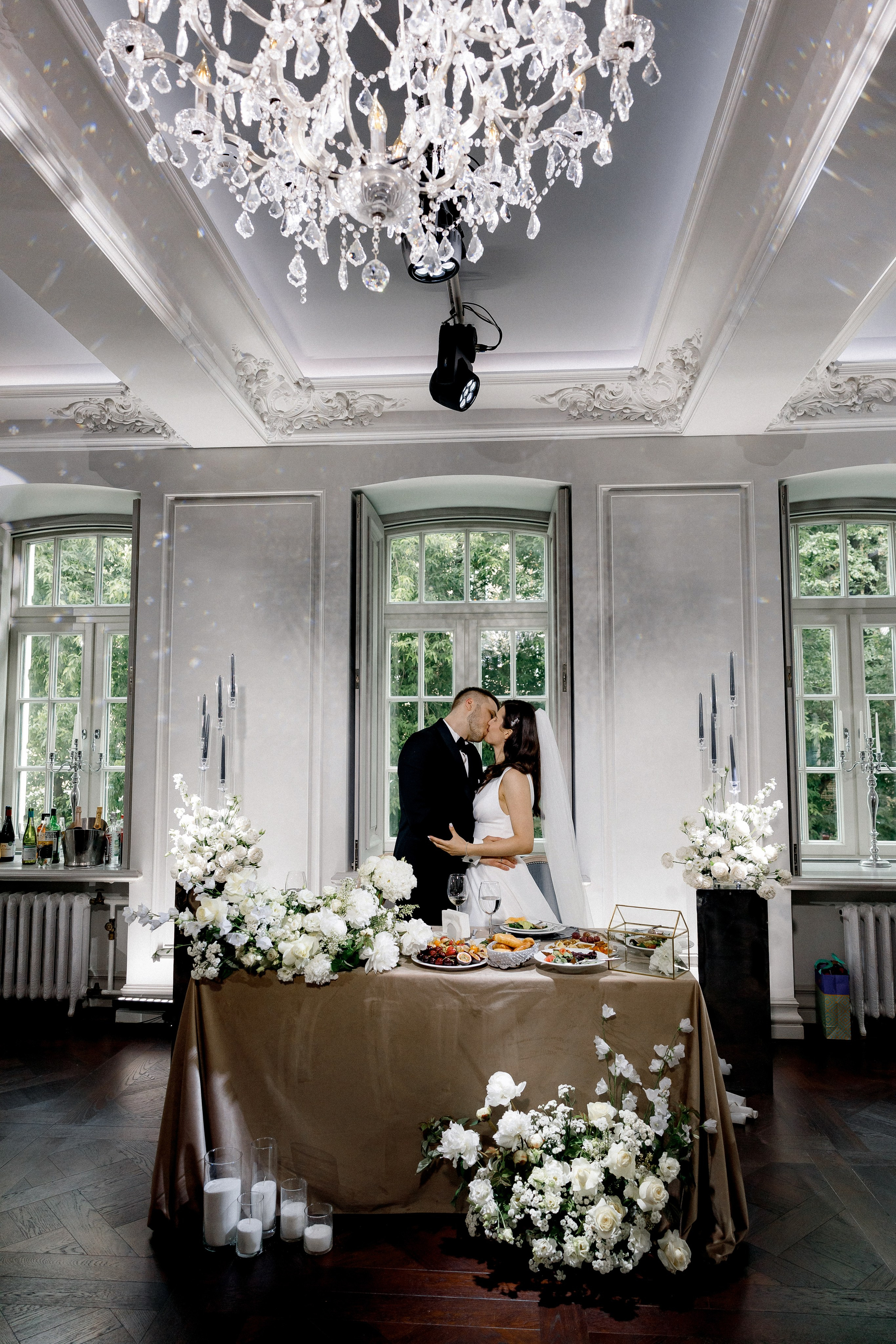 Свадебный ужин в Ресторане Michel на Красной Пресне. Свадебный фотограф в Москве и Санкт-Петербурге Денис Ходюков