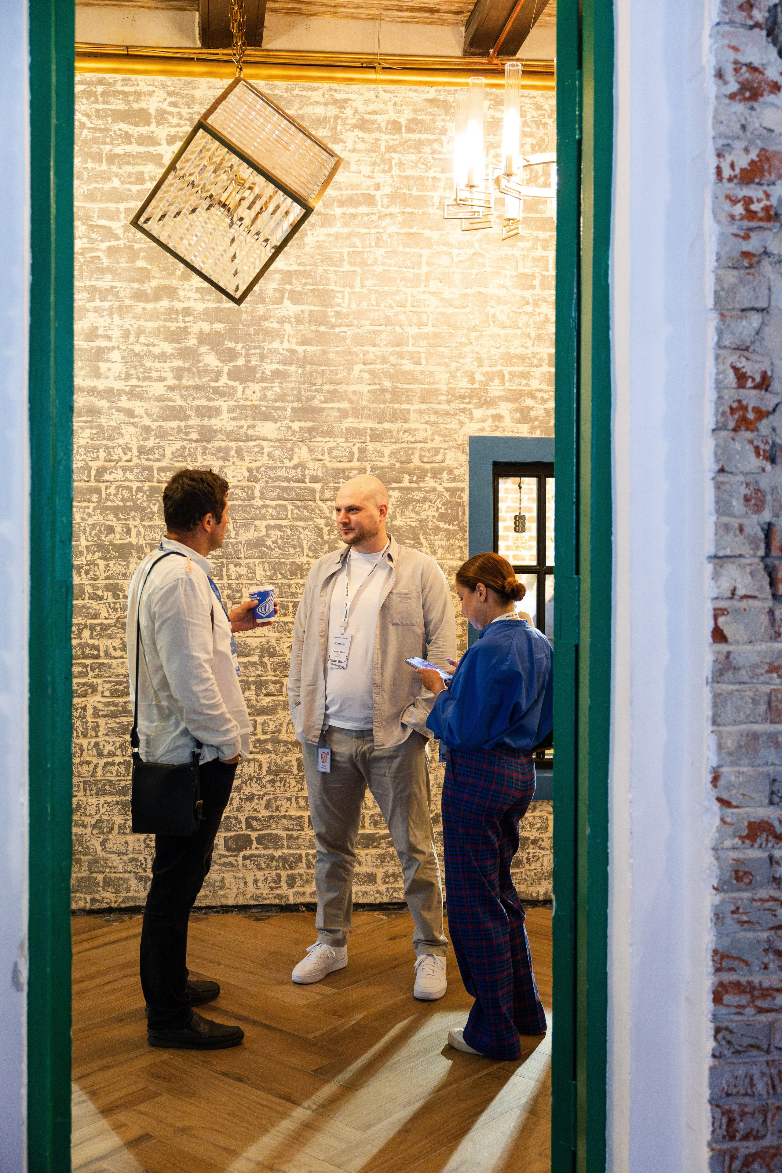 Cloud Security Day. Свадебный репортажный фотограф в Москве