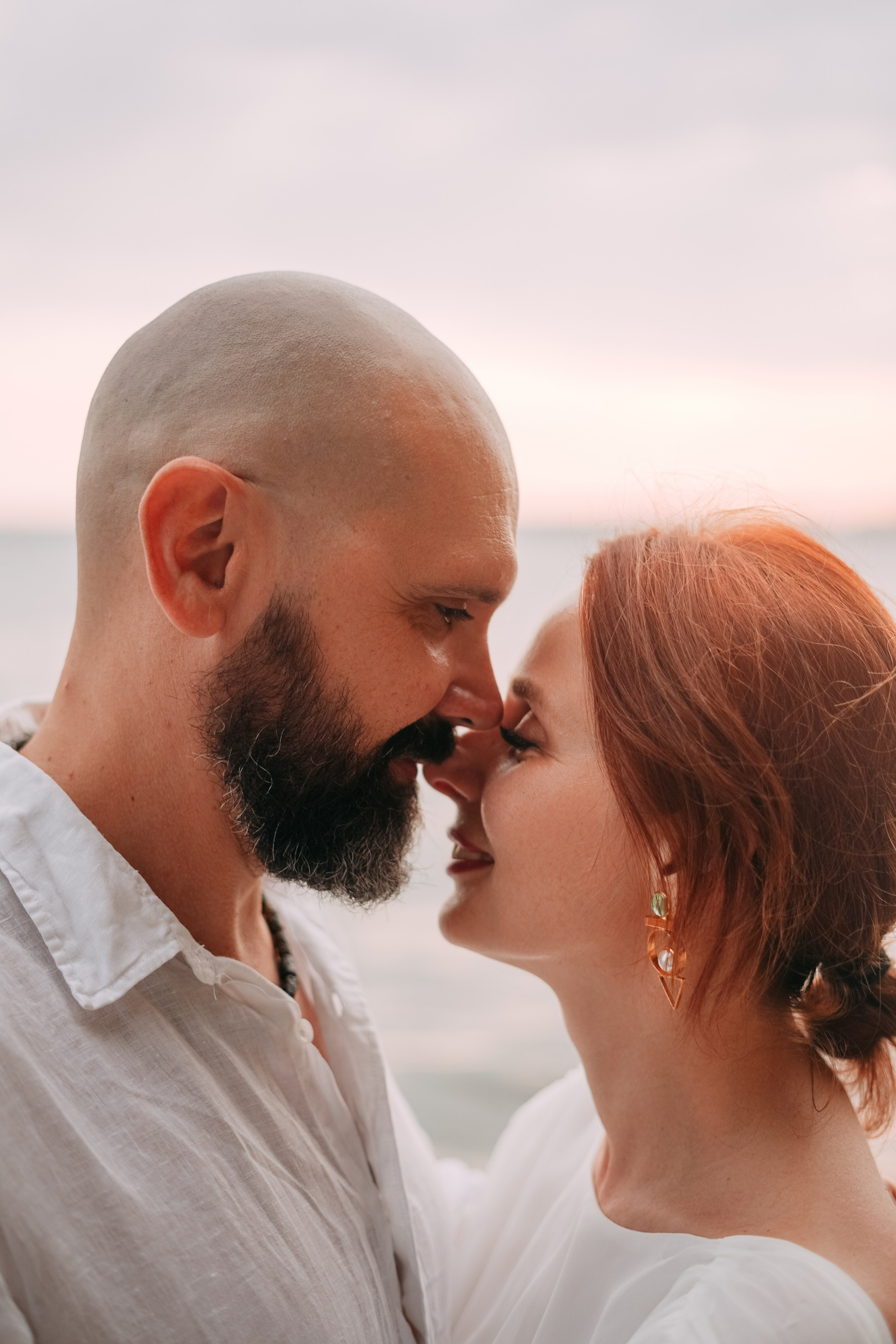 Алина и Владимир на побережье Пицунды. Фотограф в Сочи и Абхазии | Фототуры | September Air