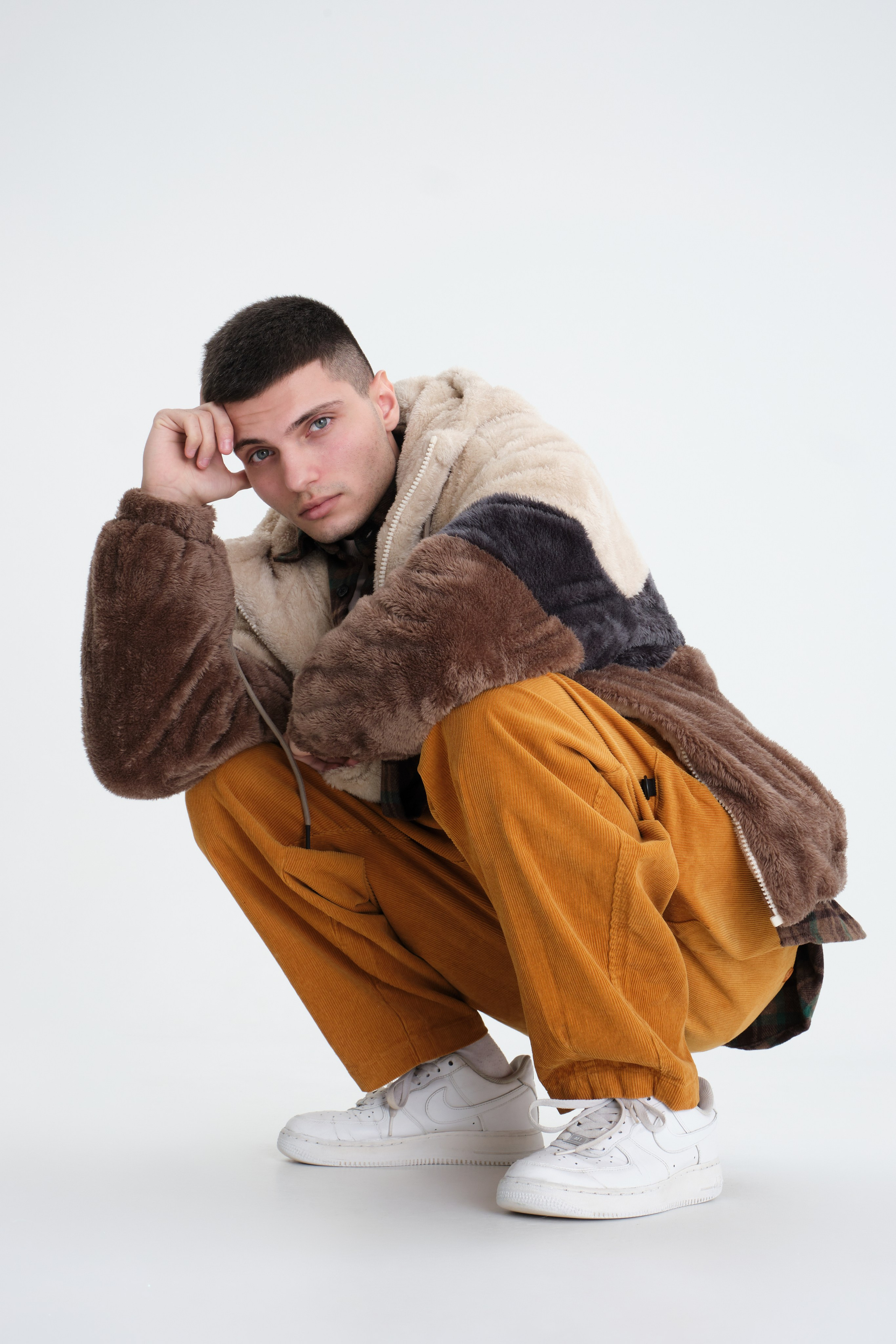 Каталоги, Лукбуки, Реклама. Фотограф и видеограф в Москве Алексей Толстиков