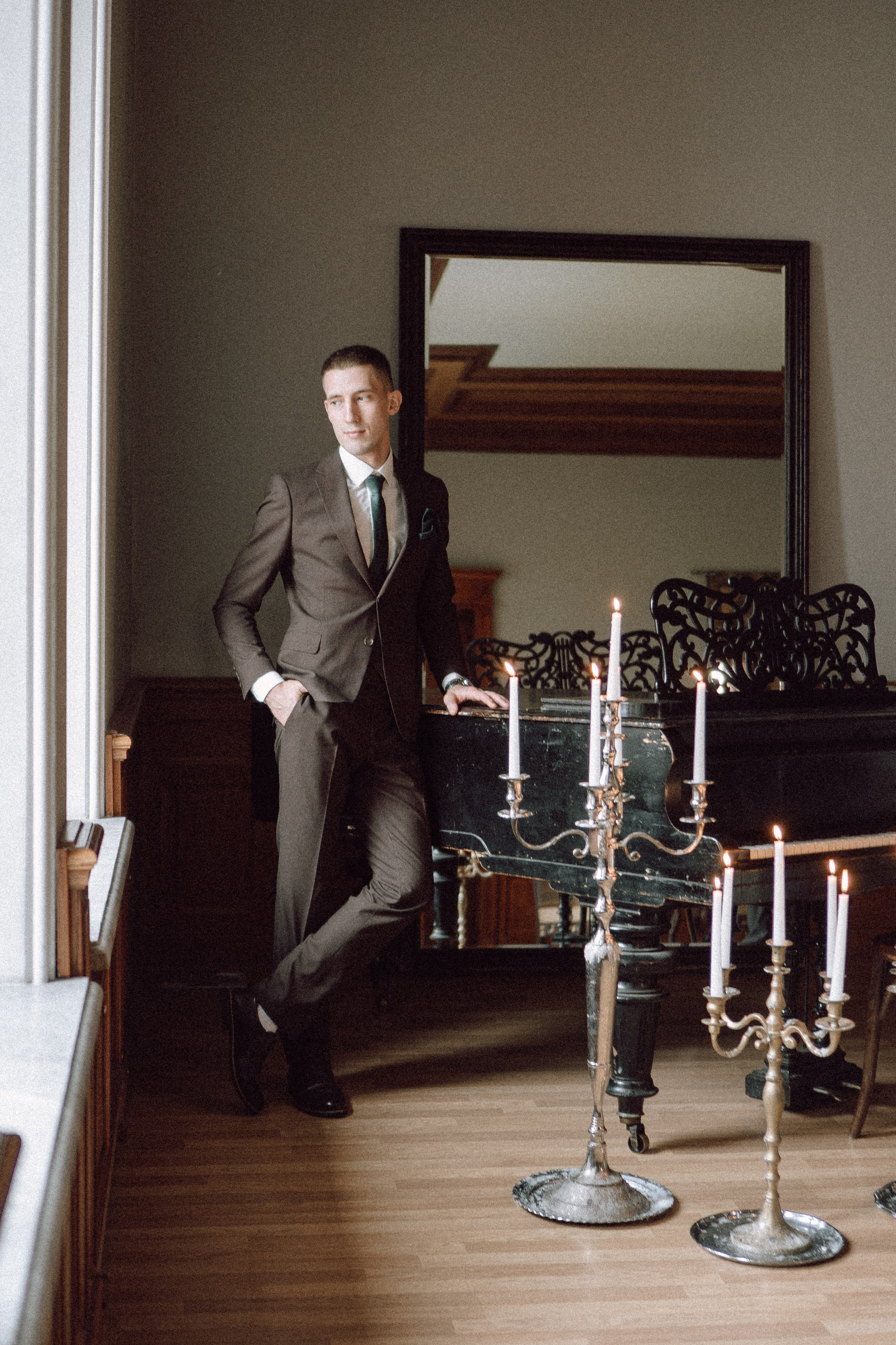 СВАДЕБНАЯ ПРОГУЛКА В САНТК-ПЕТЕРБУРГЕ (ИСАКИЕВСКИЙ СОБОР, ЗИМНЯЯ КАНАВКА, ЭРМИТАЖ И БОЛЬШАЯ МОРСКАЯ УЛИЦА). Профессиональный фотограф, Санкт-Петербург — Виктория Богомолова