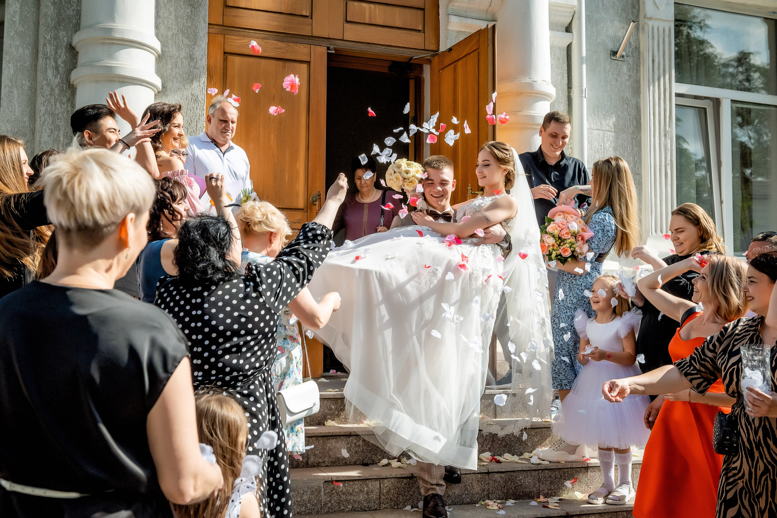 Пролетарский ЗАГС в Ростове: Фотографии и полезная информация